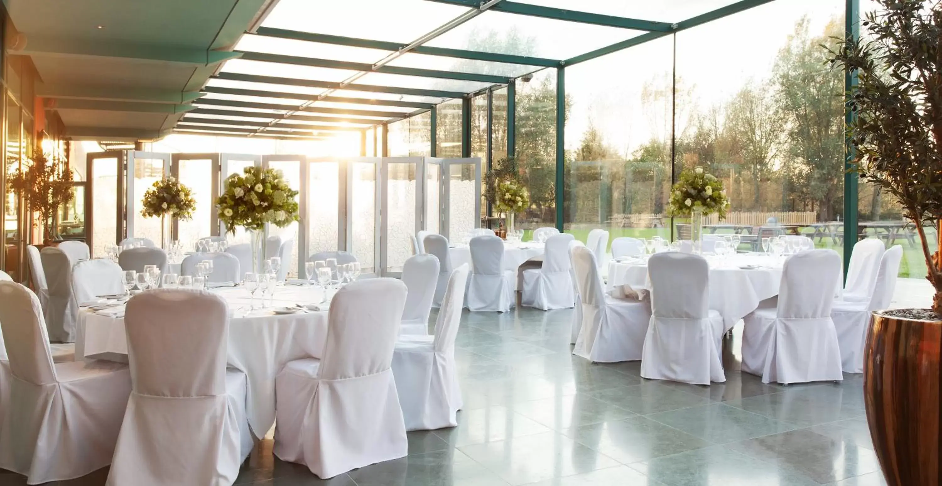 Meeting/conference room, Banquet Facilities in Crowne Plaza Marlow, an IHG Hotel