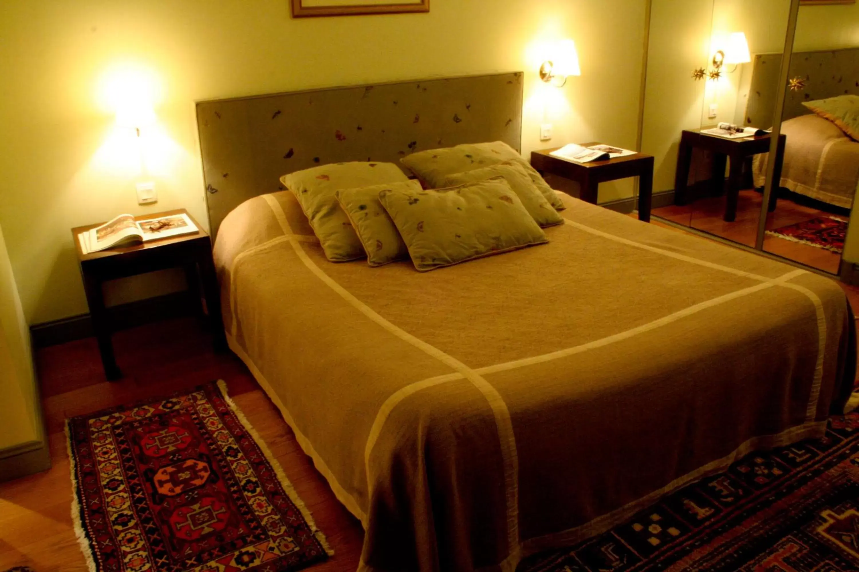 Bed in Relais Hôtelier Douce France