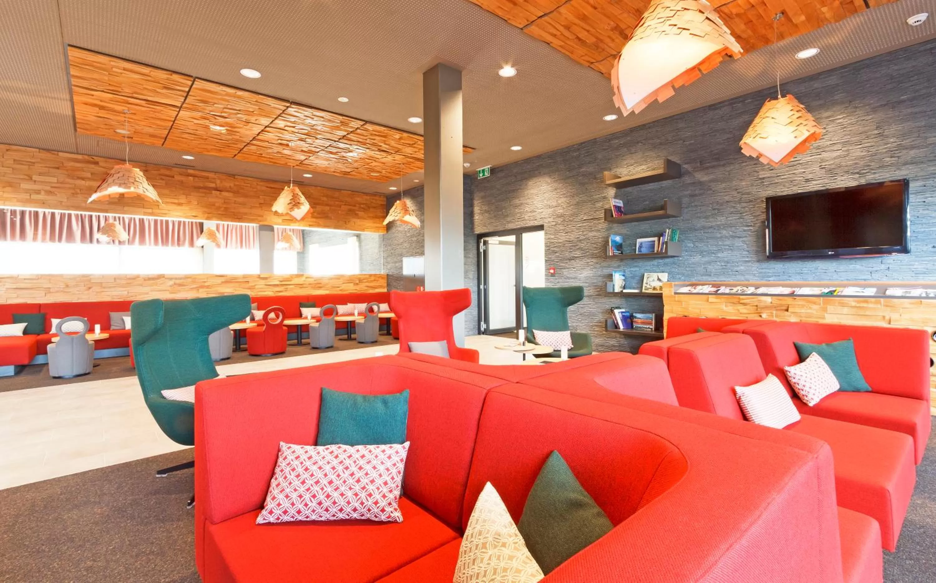 Lobby or reception in SwissEver Hotel Zug