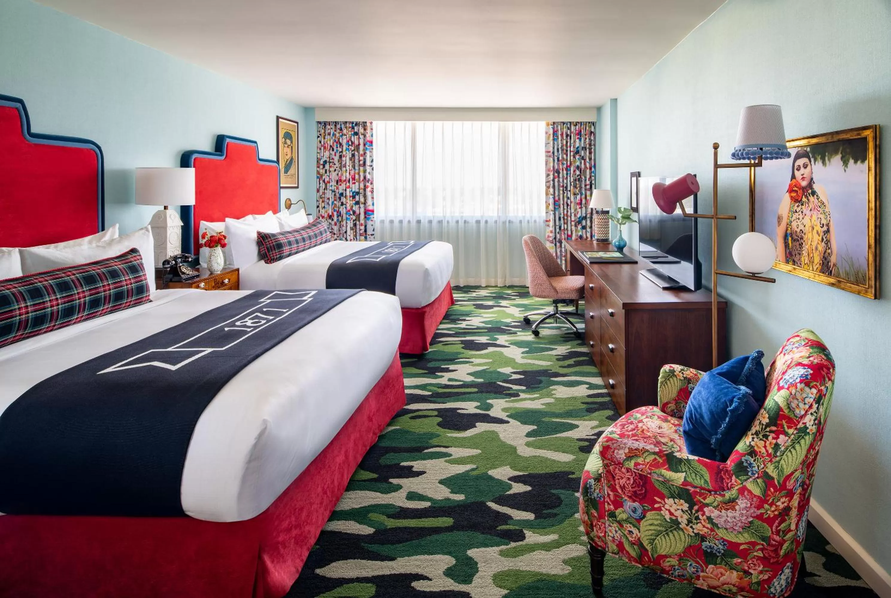 Deluxe Queen Room with Two Queen Beds in Graduate by Hilton Fayetteville, AR