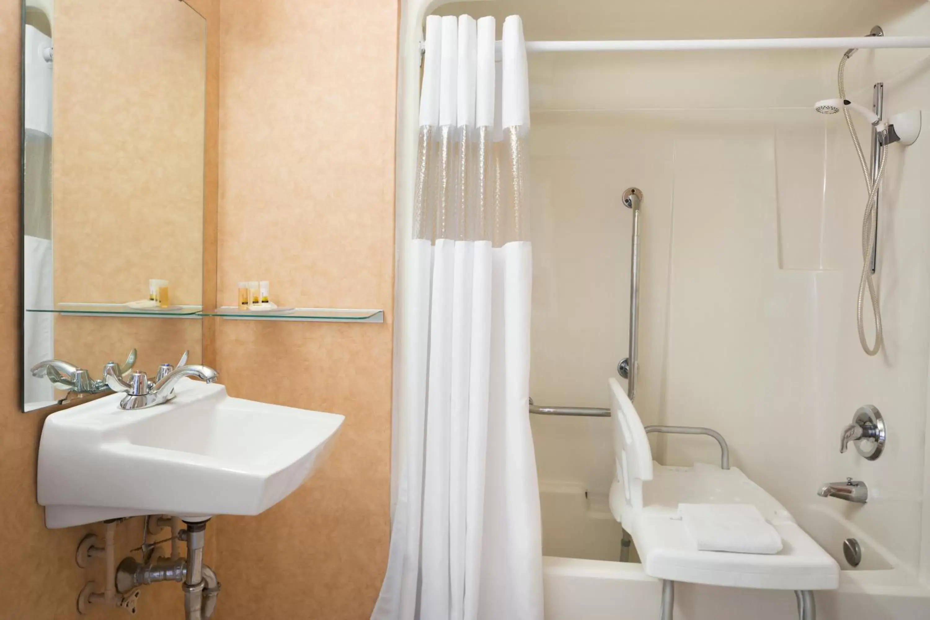 Shower, Bathroom in Days Inn by Wyndham Brantford