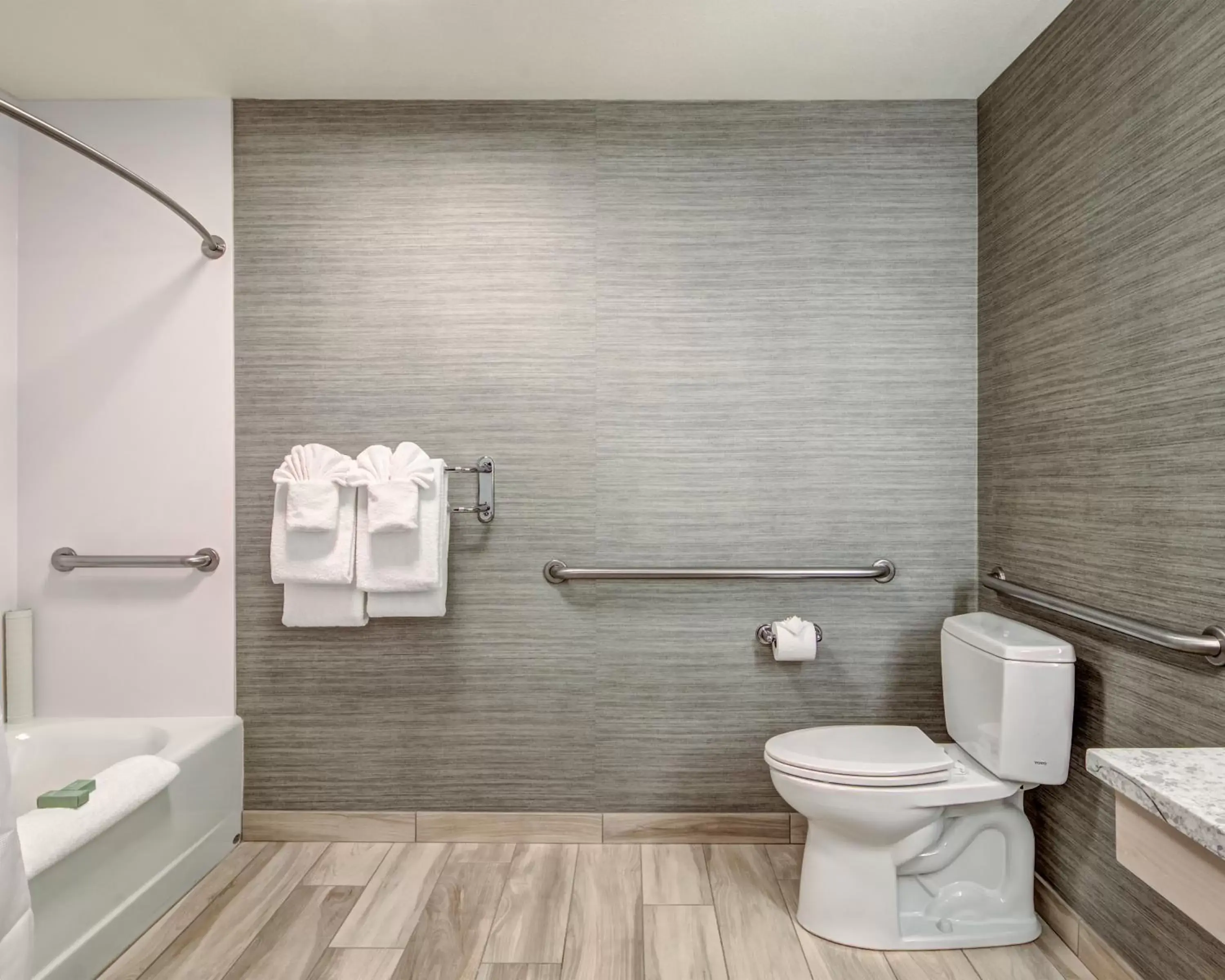 Bathroom in Hallmark Resort - Newport