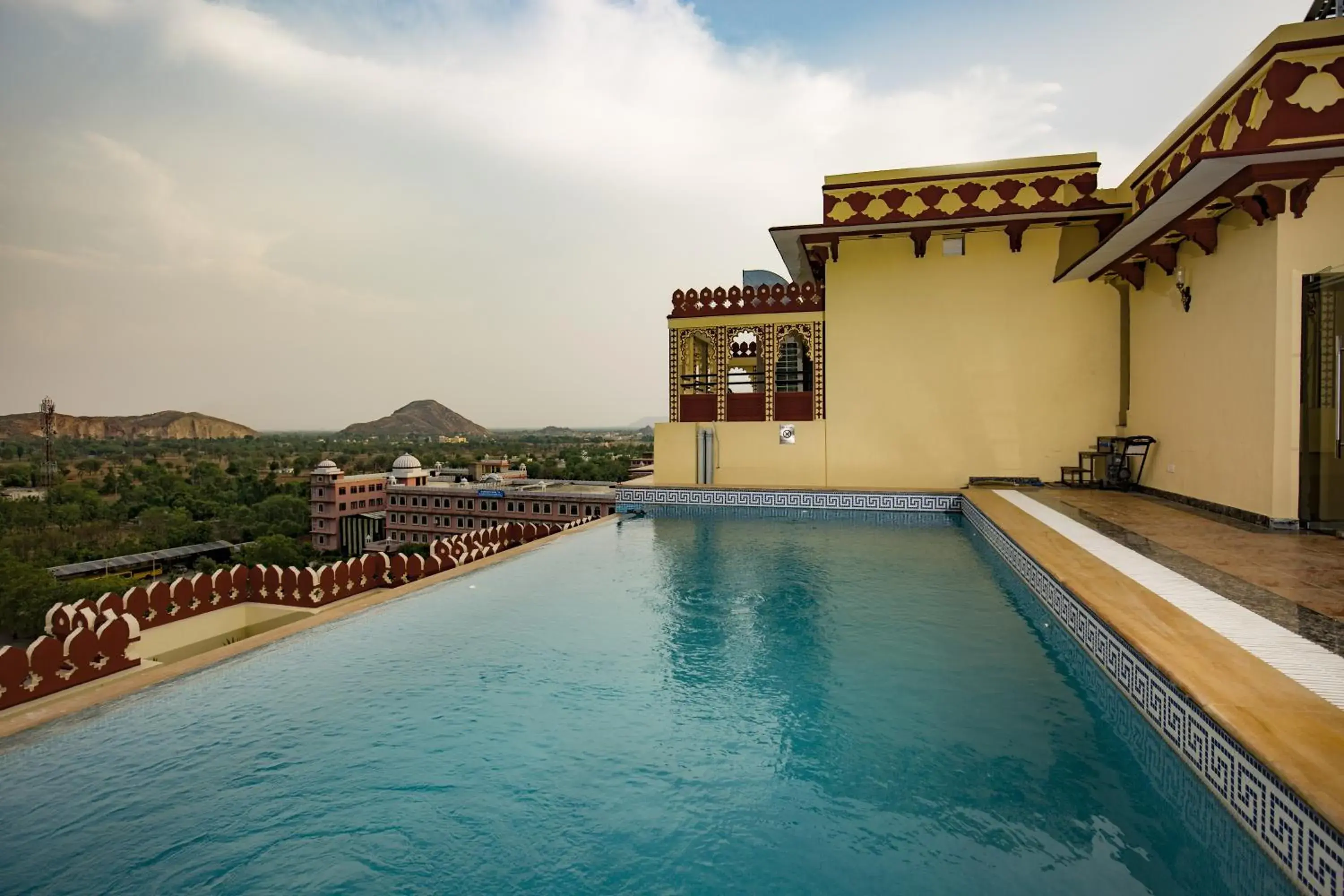 Swimming Pool in Umaid Haveli Hotel & Resorts