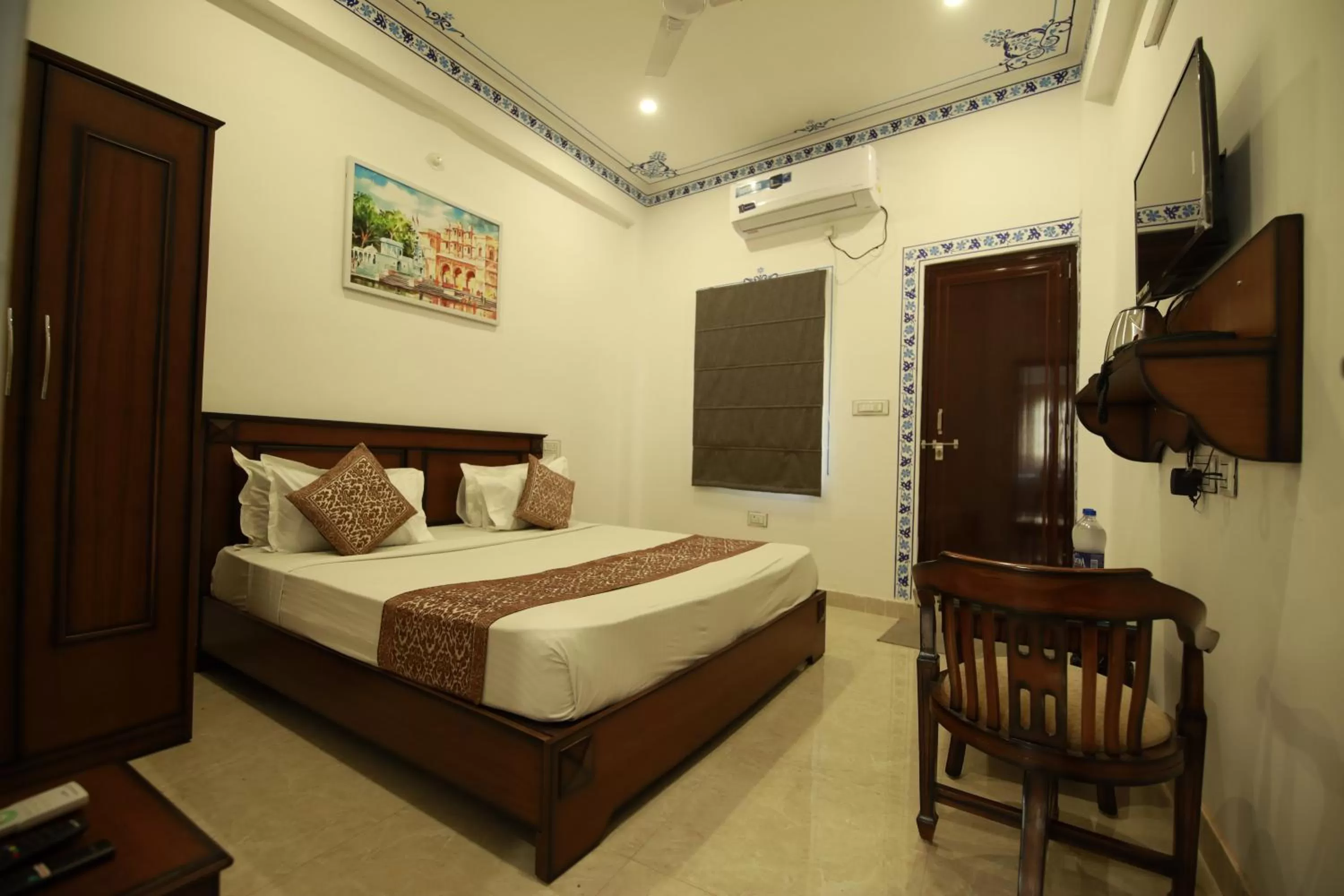 Bed in Hotel Casa by the lake