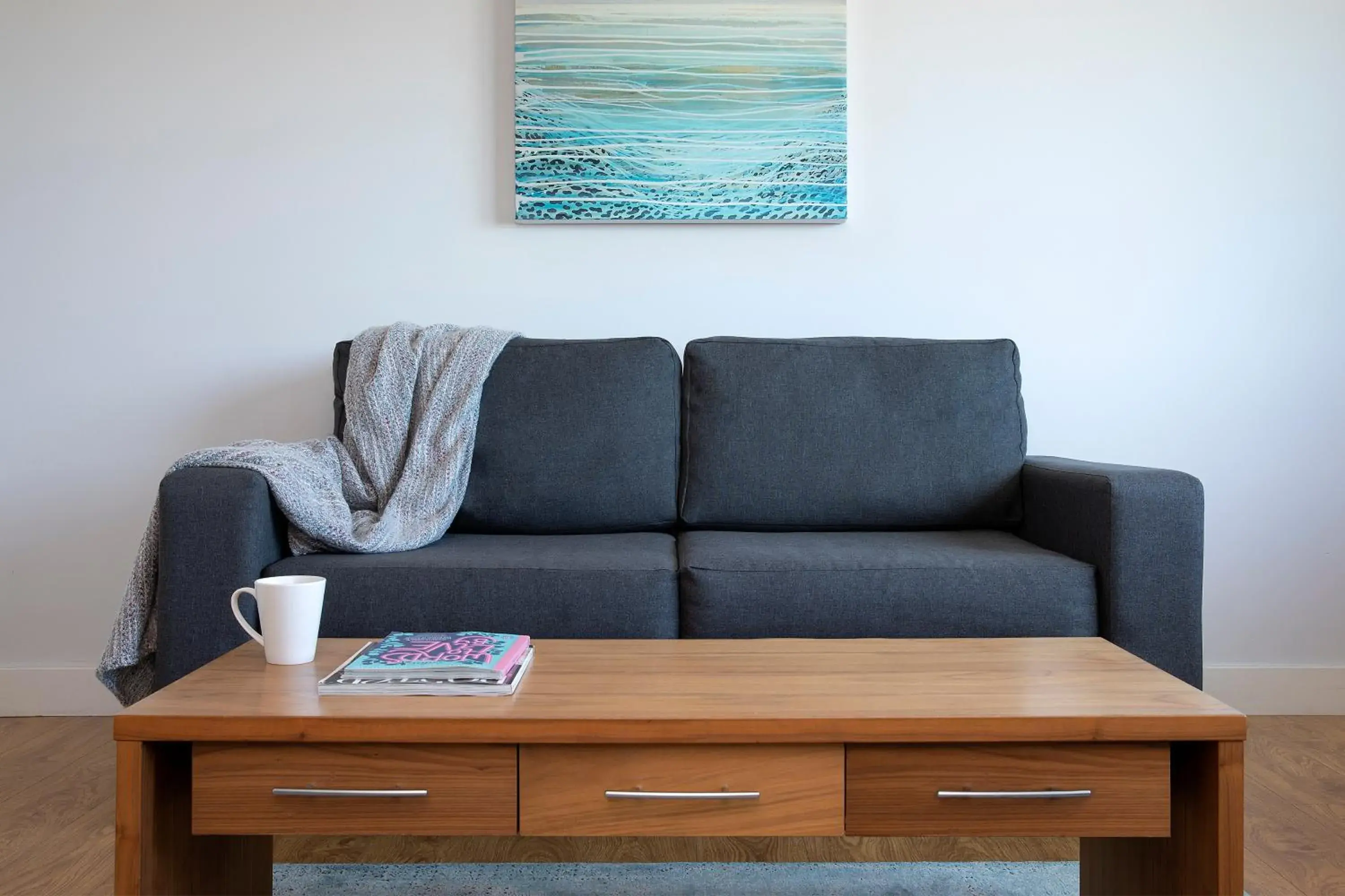 Living room in HQ Aparthotel Farnborough Living room in HQ Aparthotel Farnborough