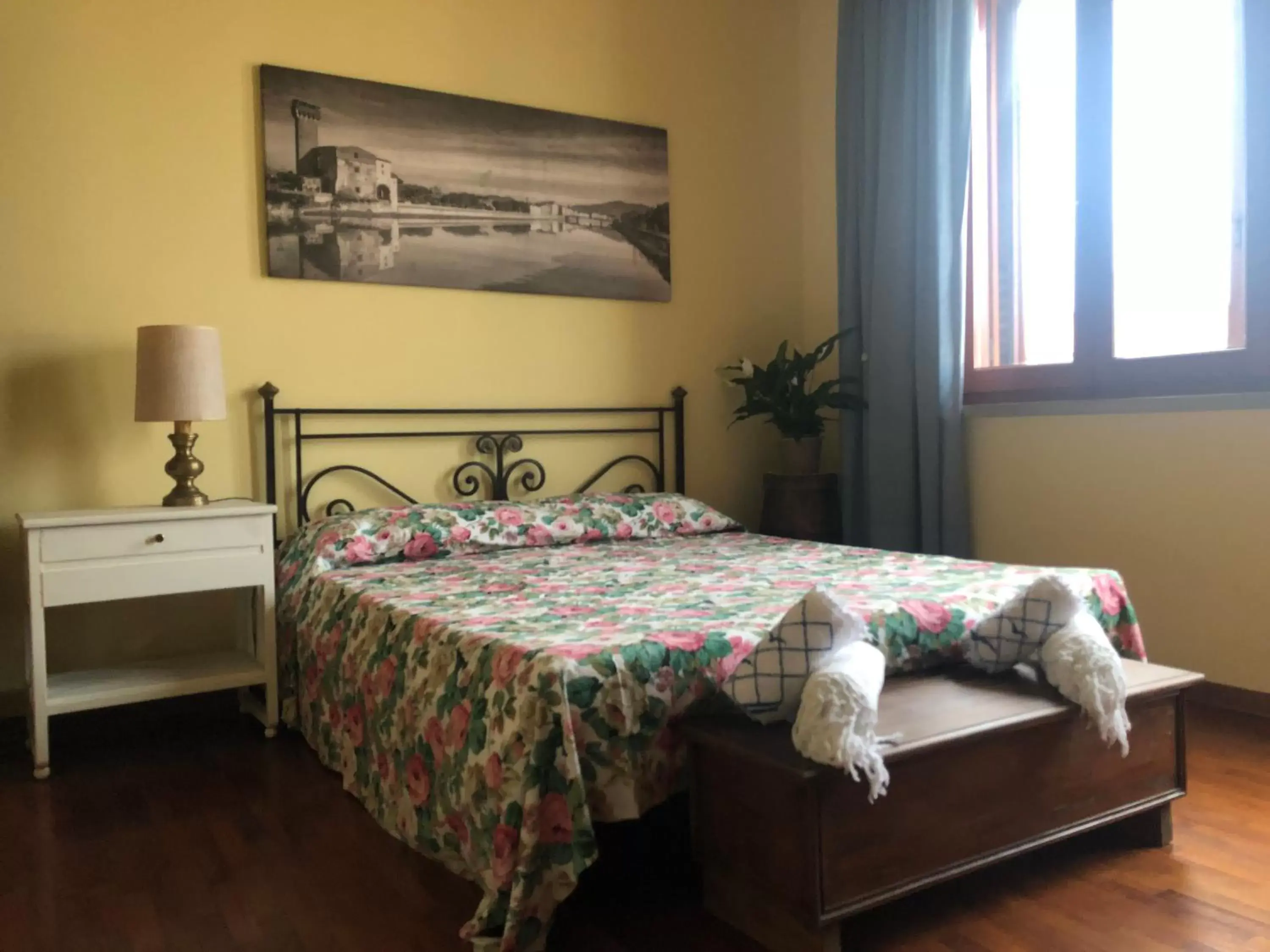 Bed in Villa Orsini - A Retreat in Pisa - Food and Relax