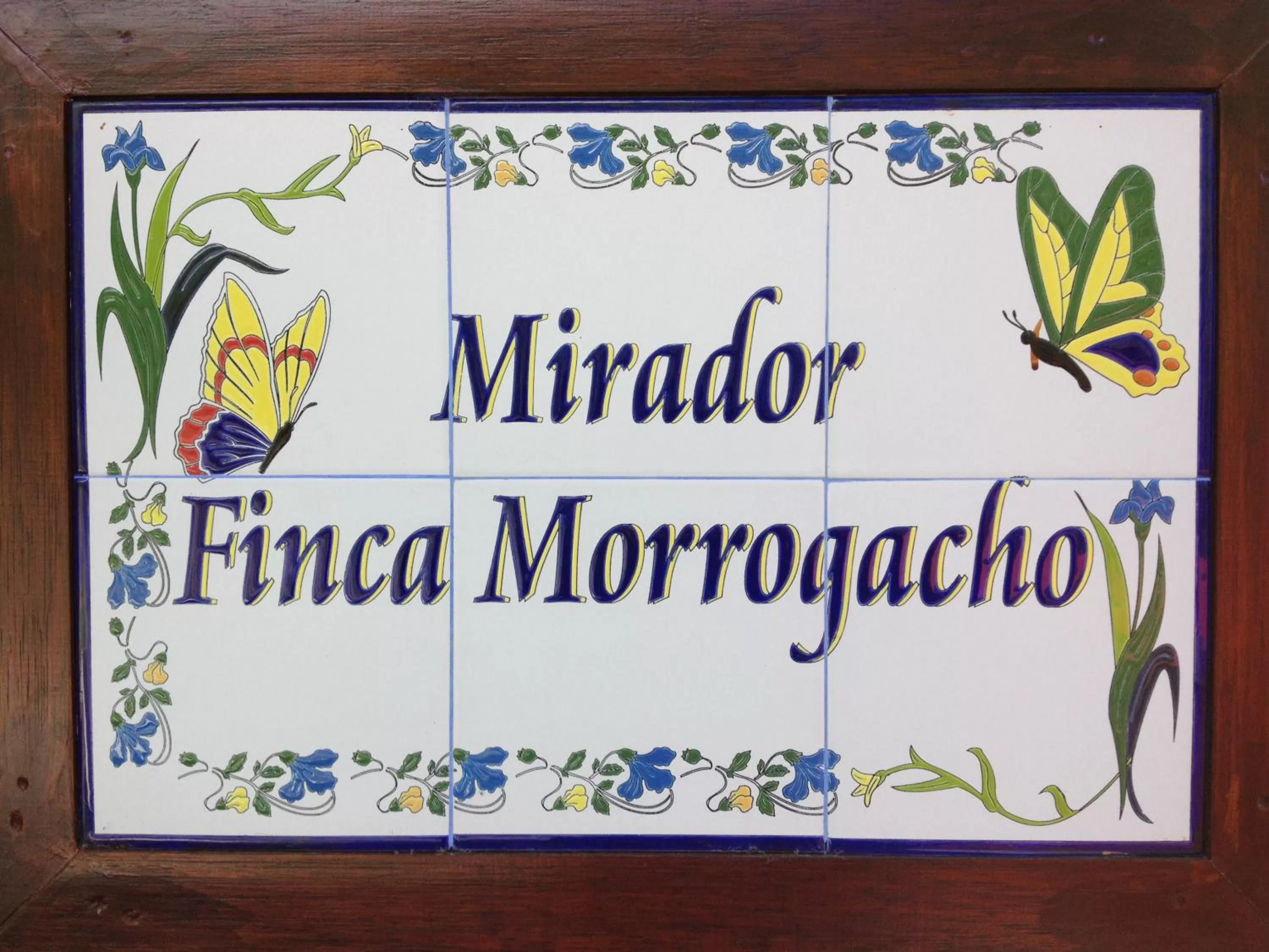 Logo/Certificate/Sign in Mirador Finca Morrogacho
