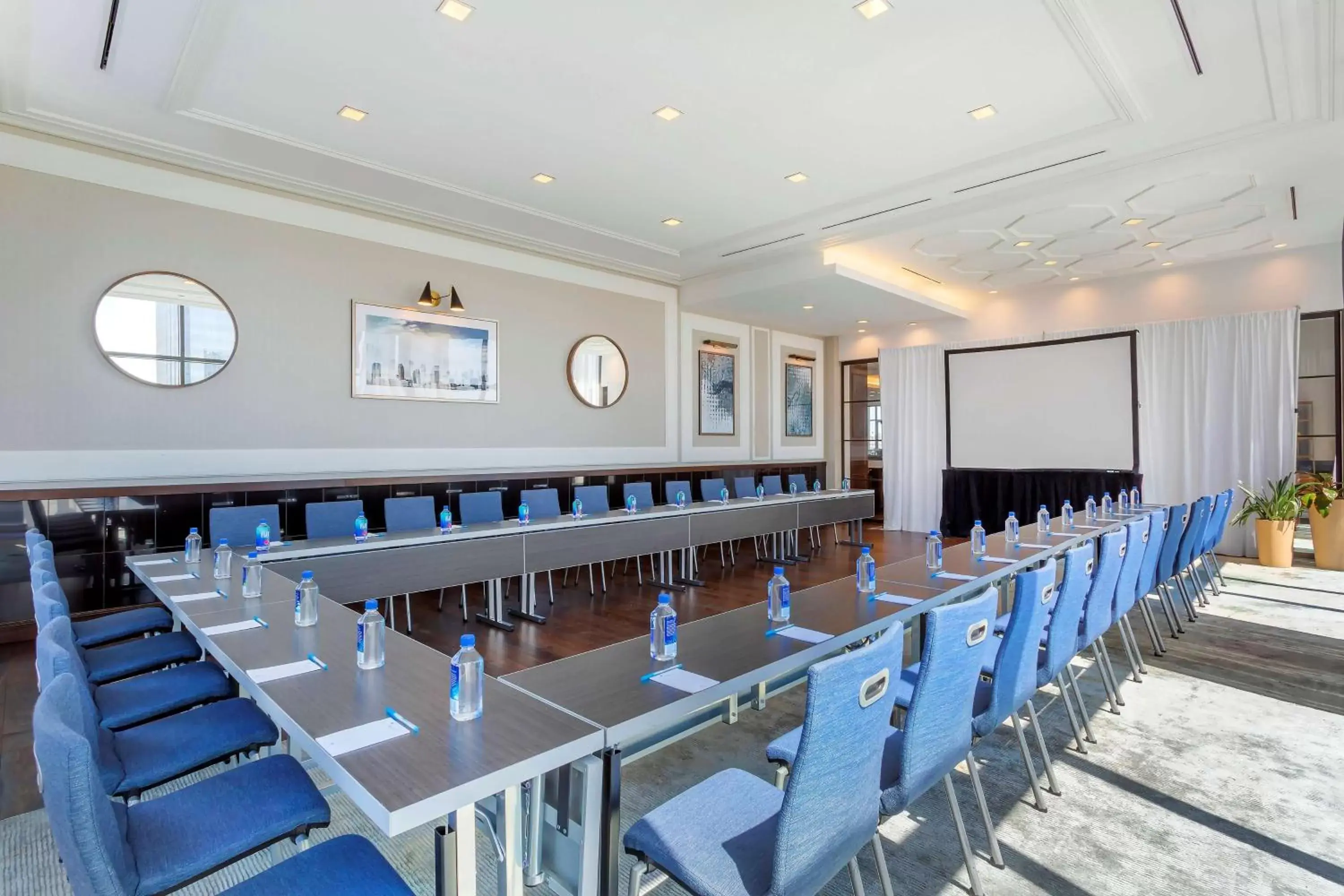 Meeting/conference room in Hyatt House Jersey City