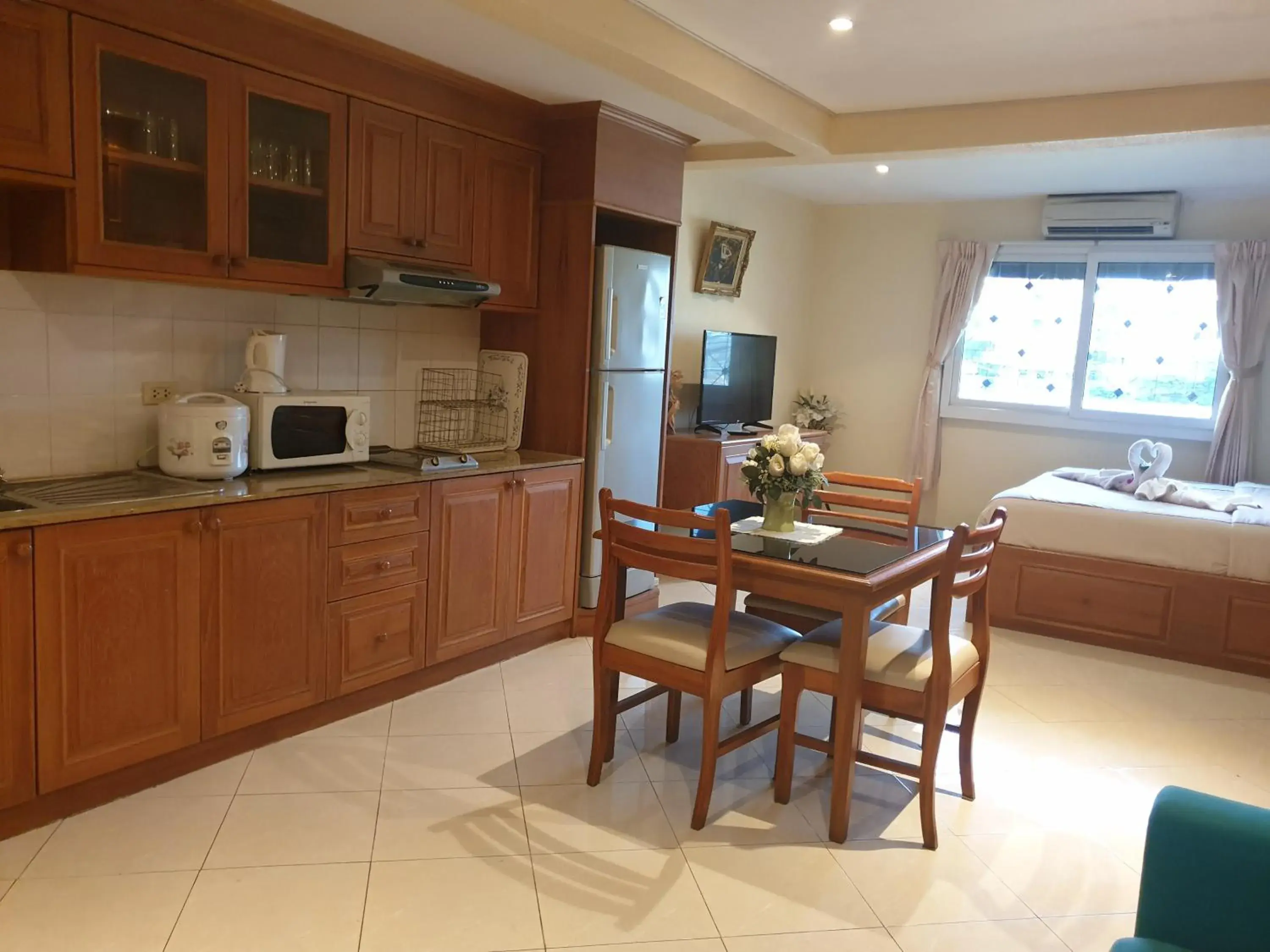 Kitchen or kitchenette in Chaiyapoon Inn Kitchen or kitchenette in Chaiyapoon Inn