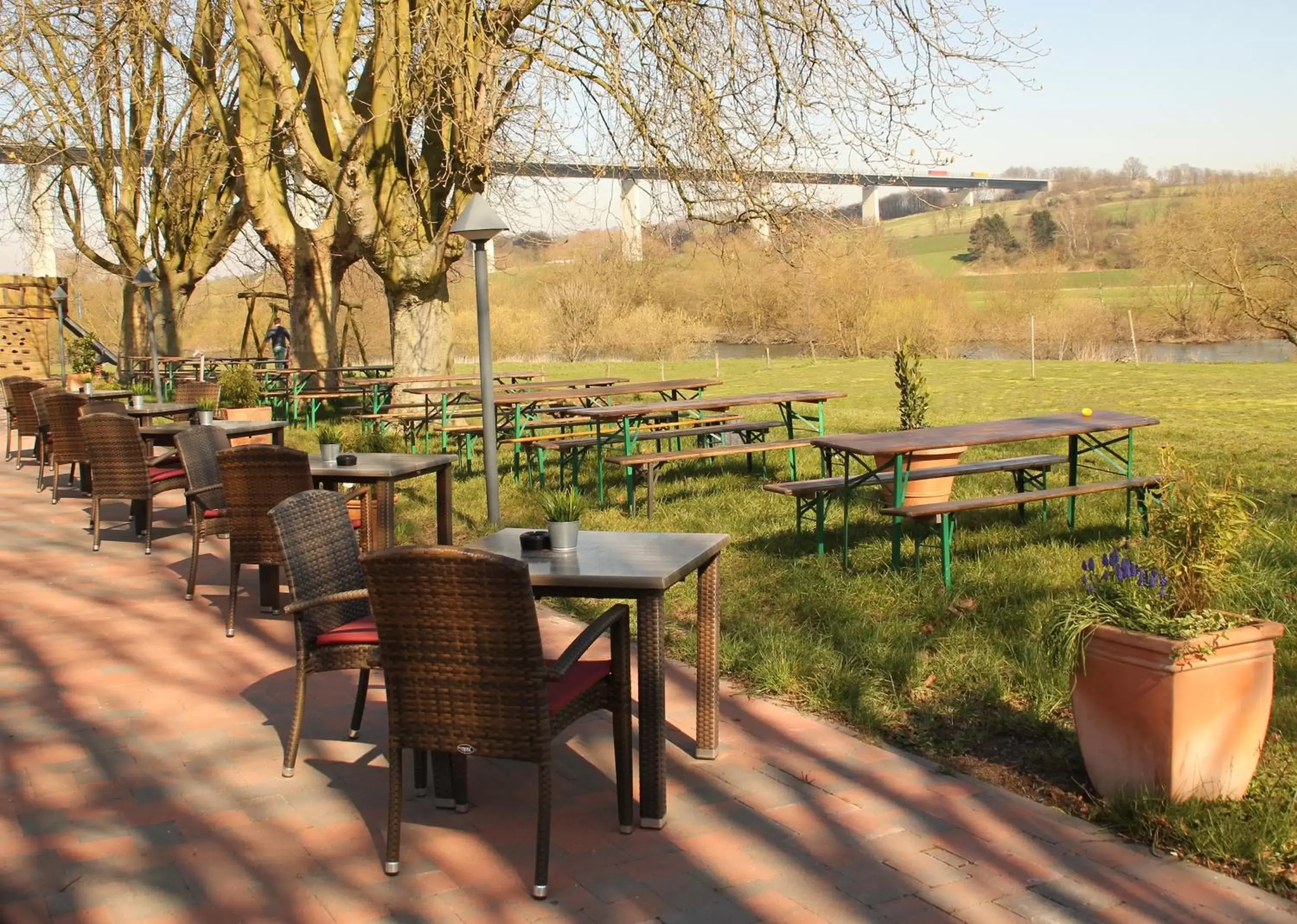 Garden in Hotel Mintarder Wasserbahnhof