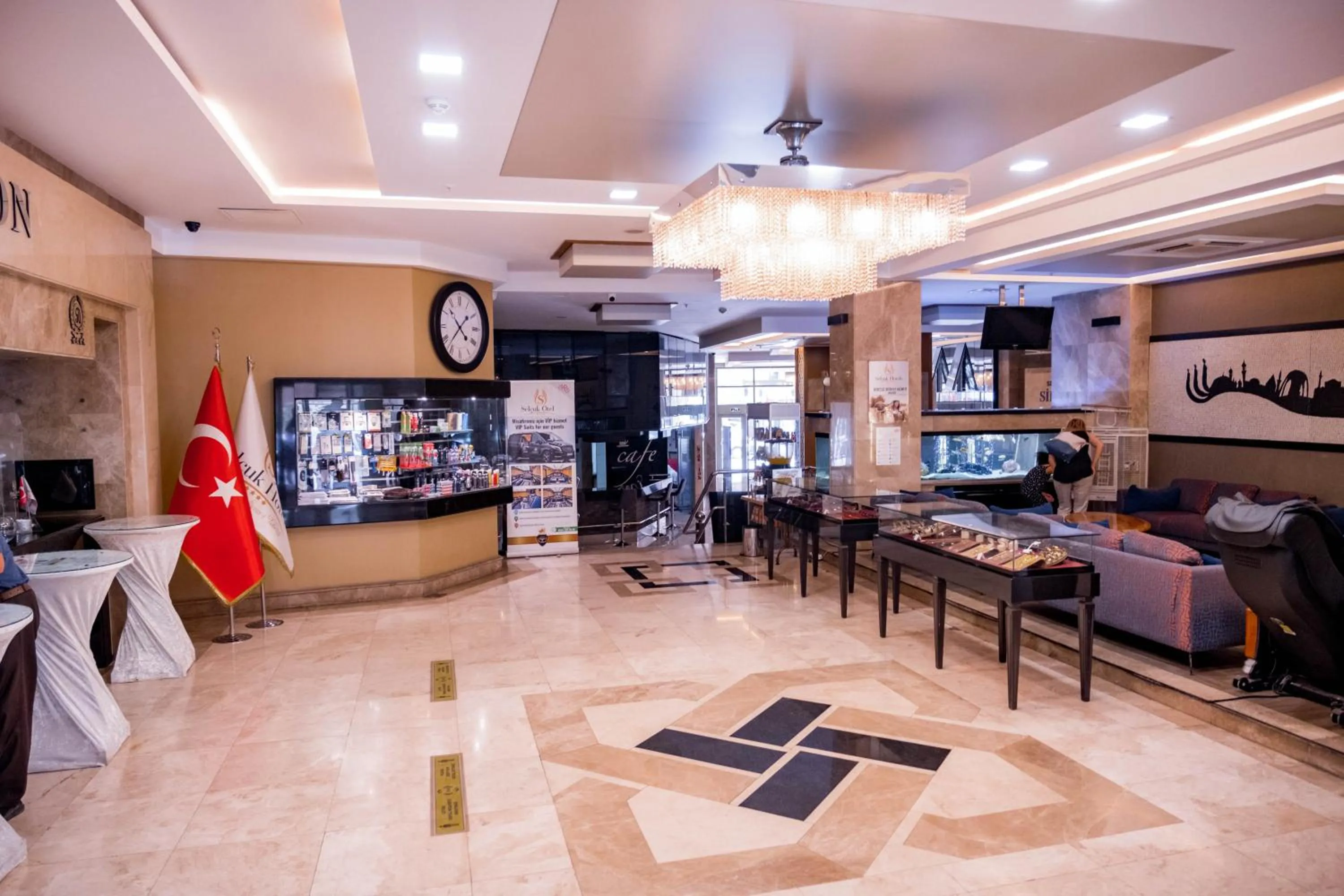 Lobby or reception in Selçuk Hotel