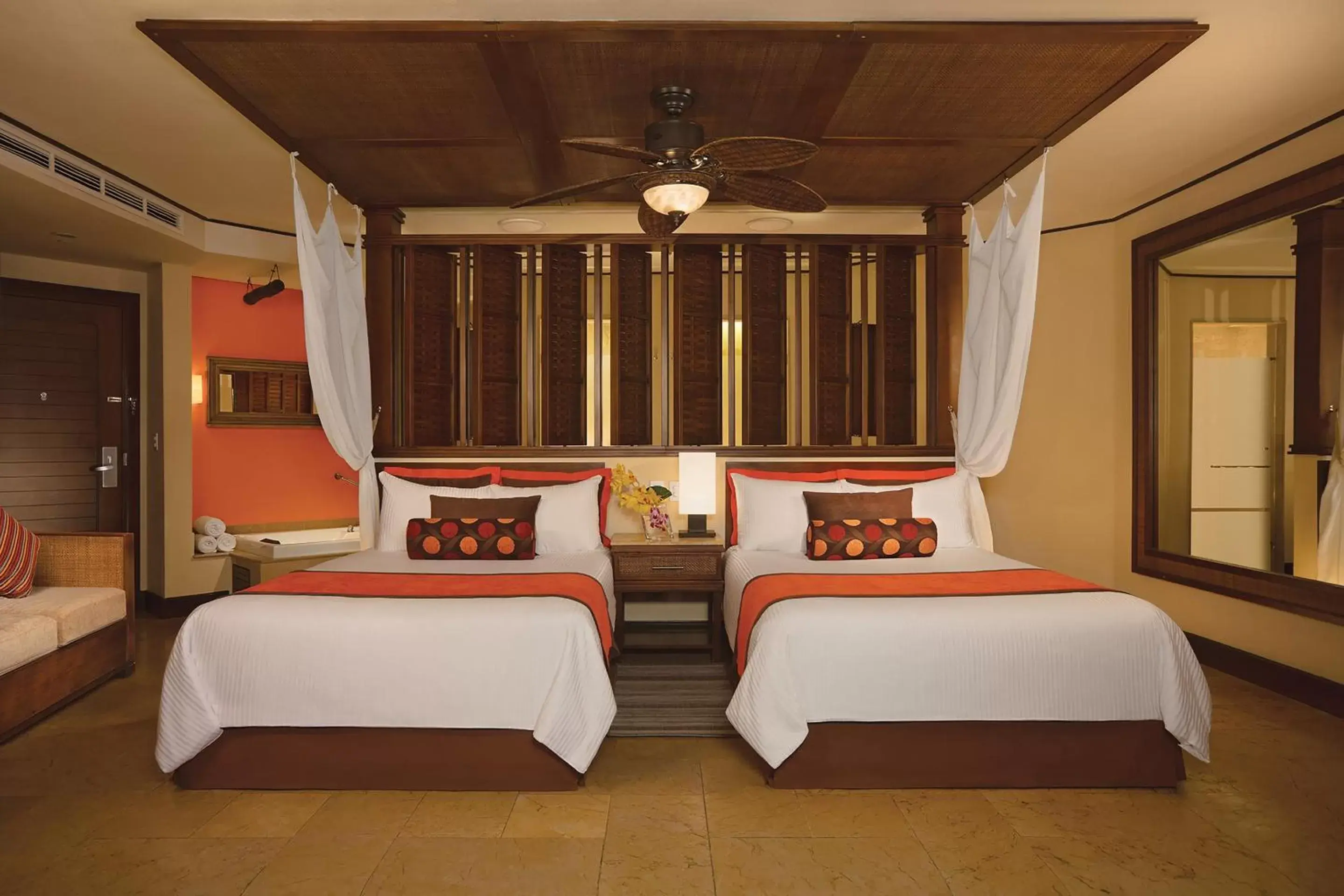 Bed in Dreams Riviera Cancun Resort & Spa - All Inclusive