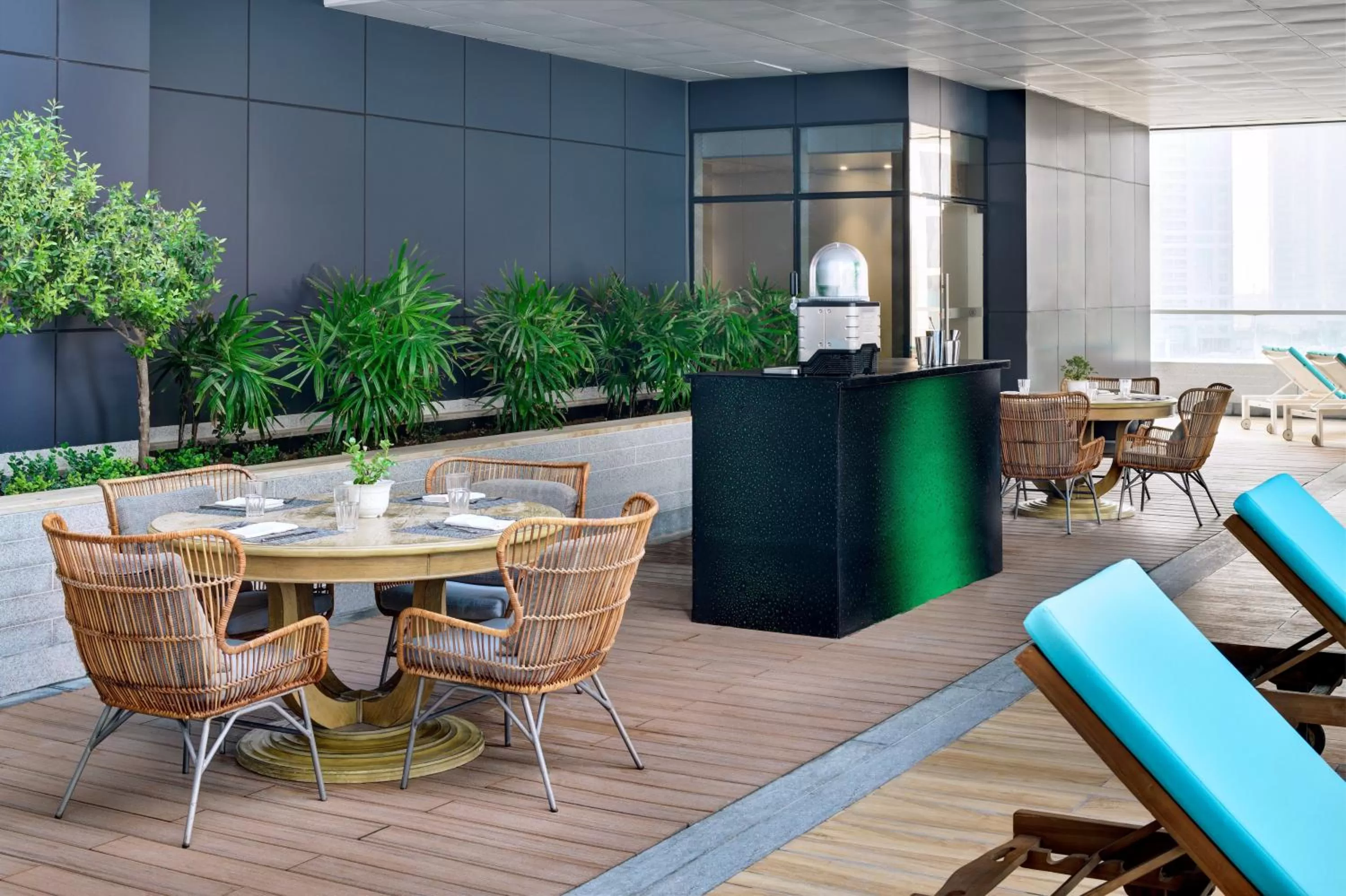 Restaurant/places to eat in Crowne Plaza Dubai Marina by IHG