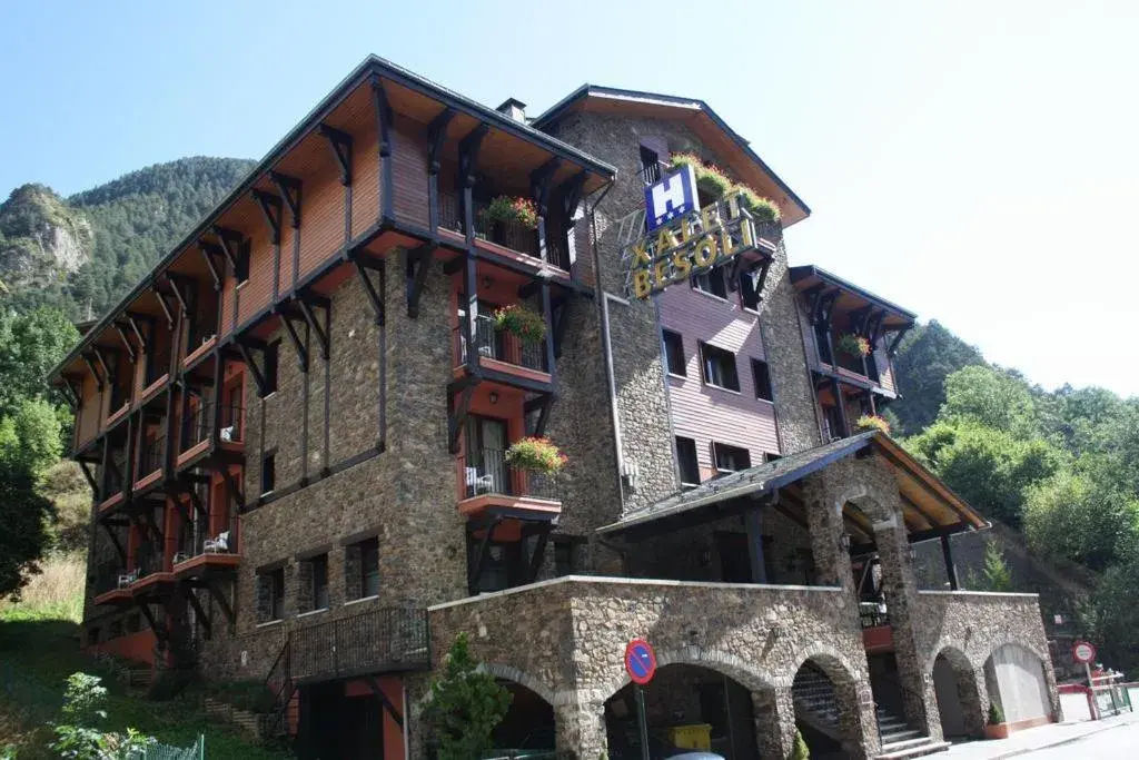 Facade/entrance, Property Building in Xalet Besolí