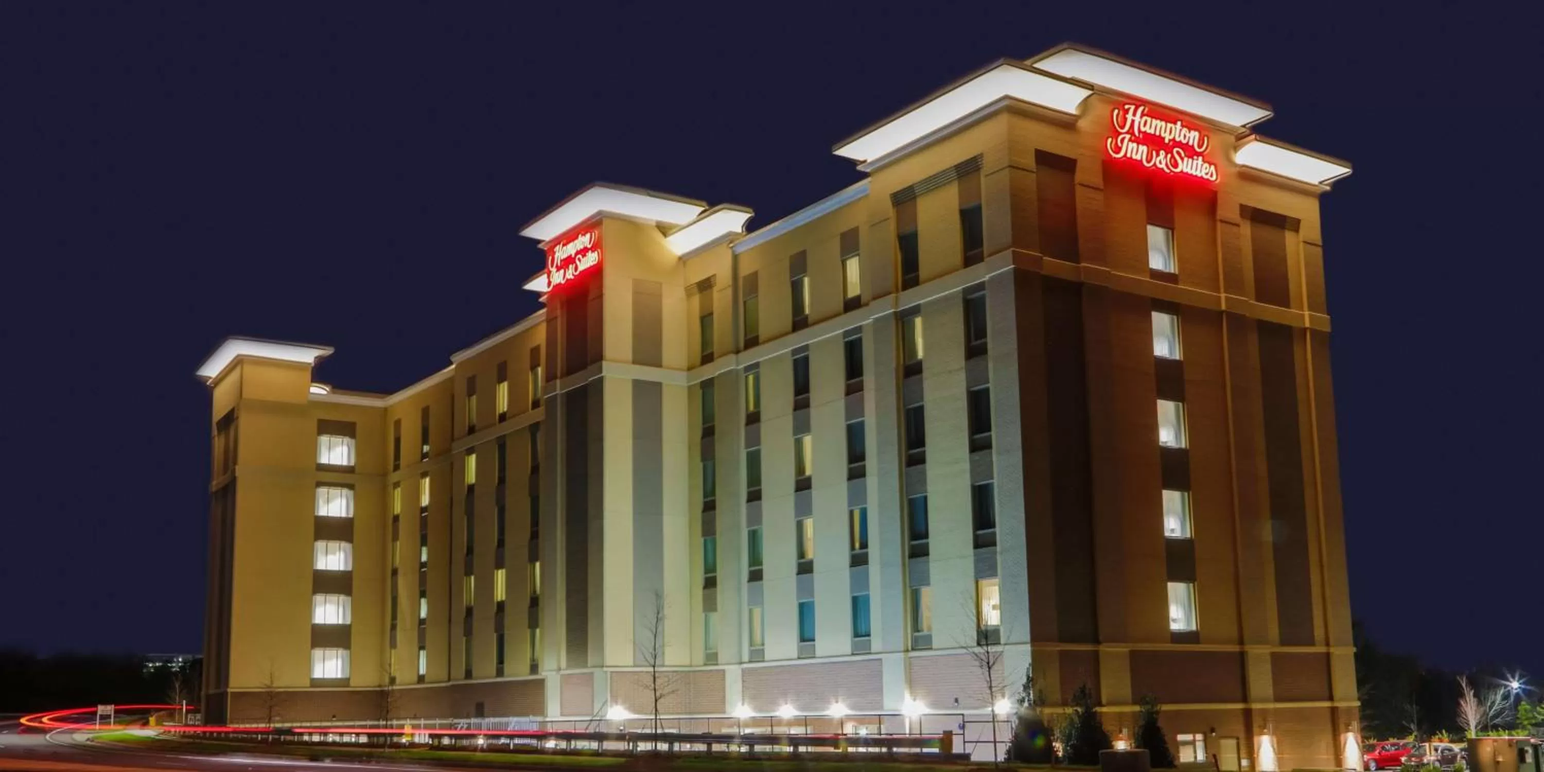 Property building in Hampton Inn & Suites Charlotte/Ballantyne, Nc
