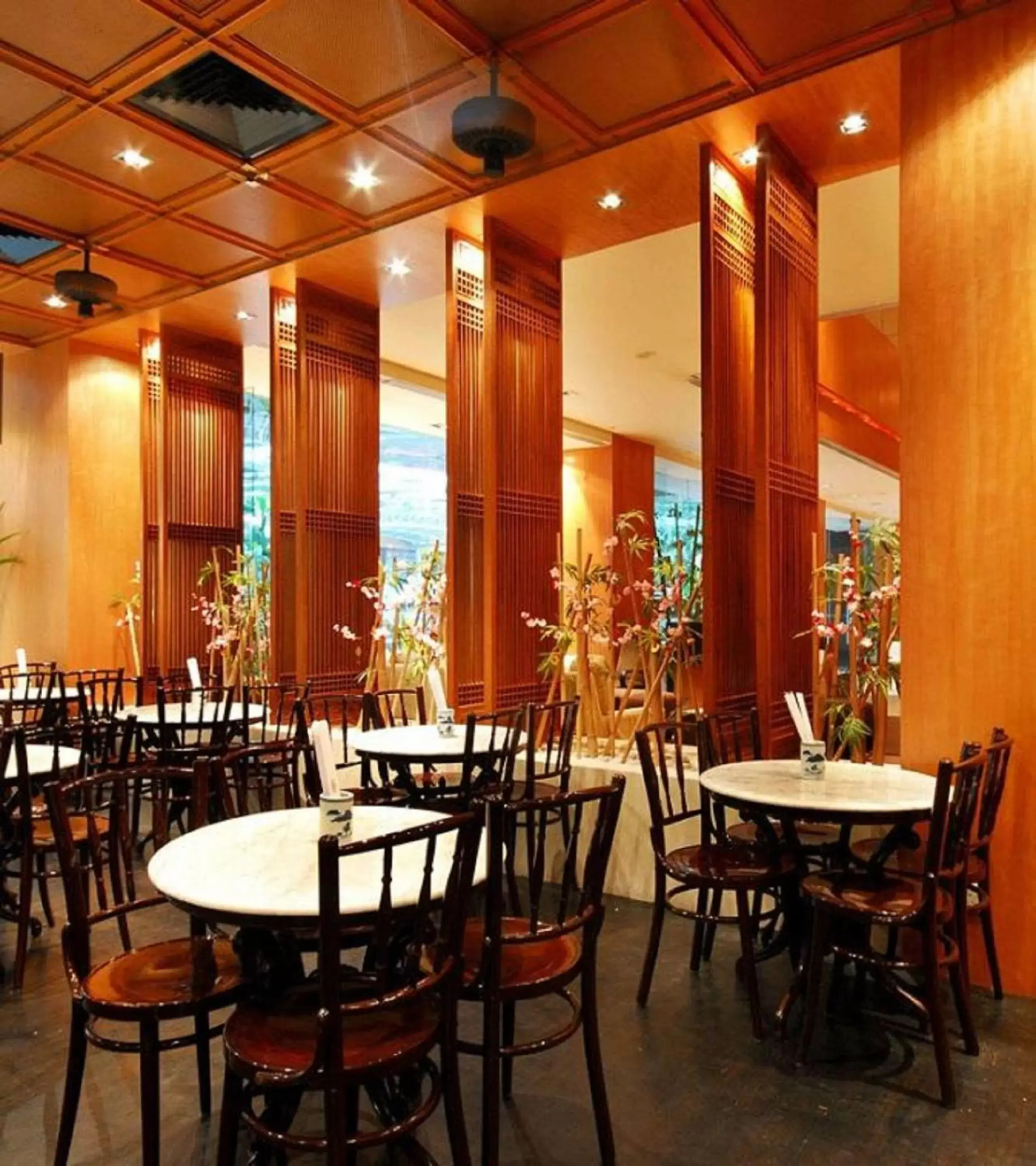 Restaurant/Places to Eat in Amara Singapore
