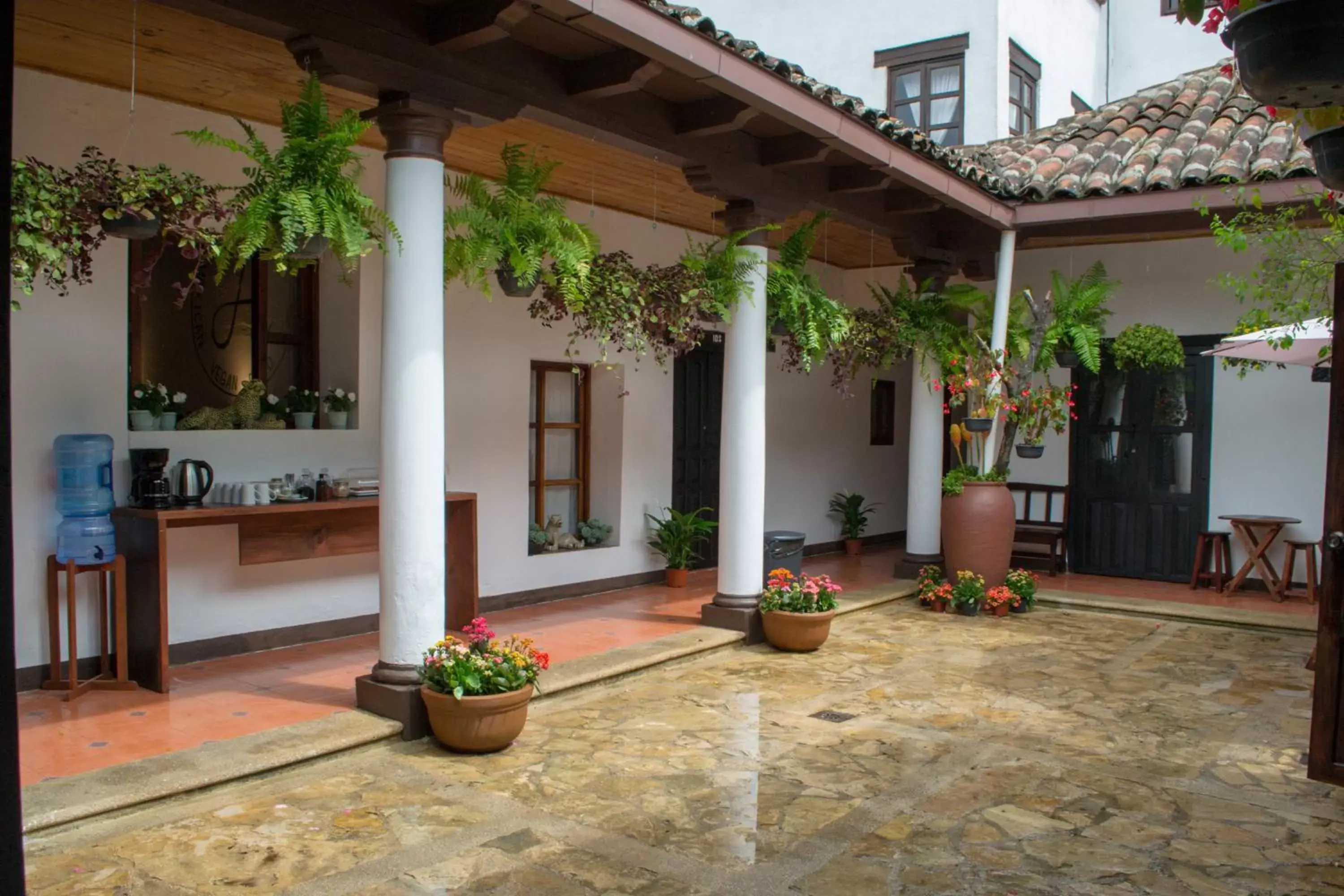 Patio in Arte Sano Hotel San Cristobal