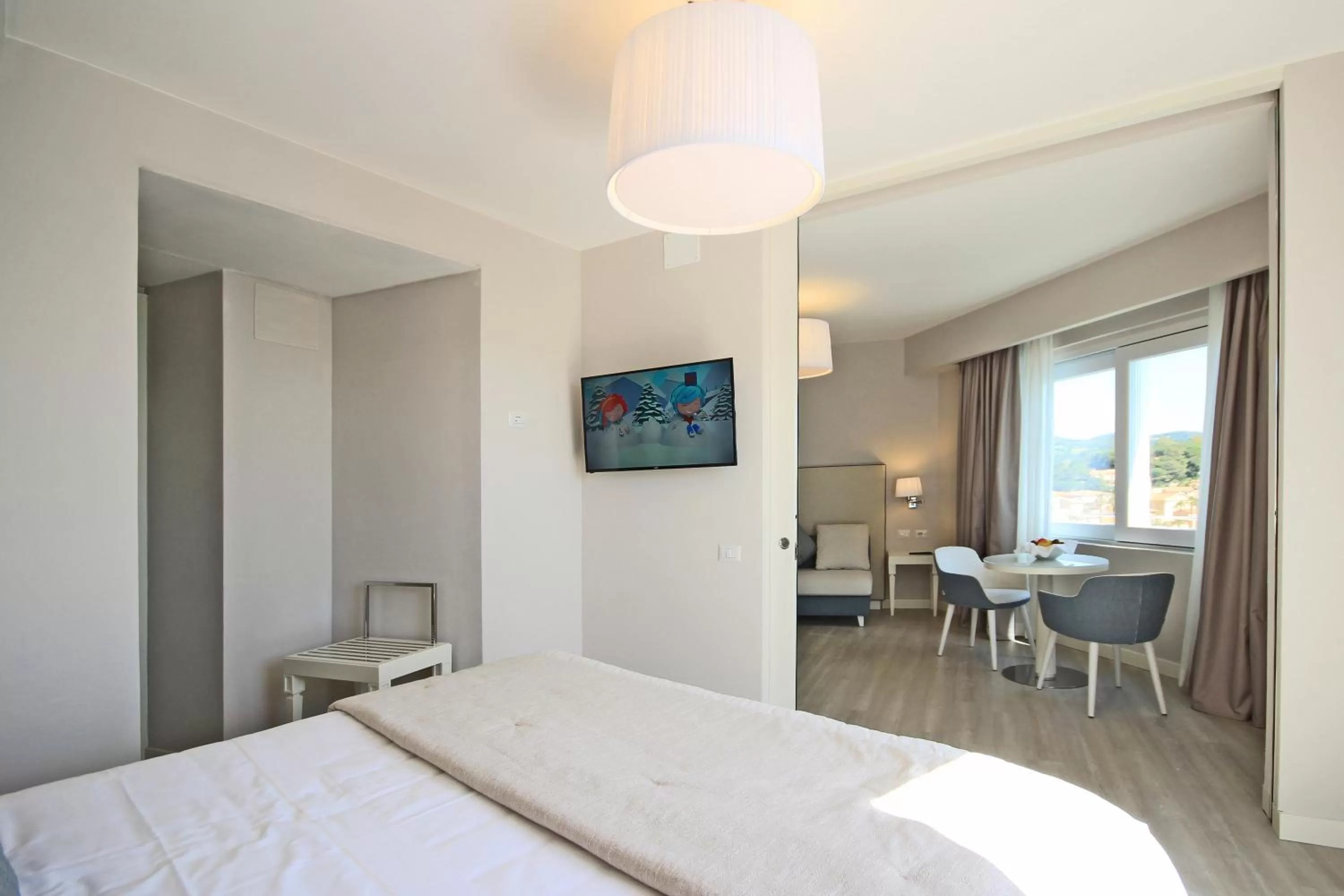 Photo of the whole room, Bed in Hotel Plaza