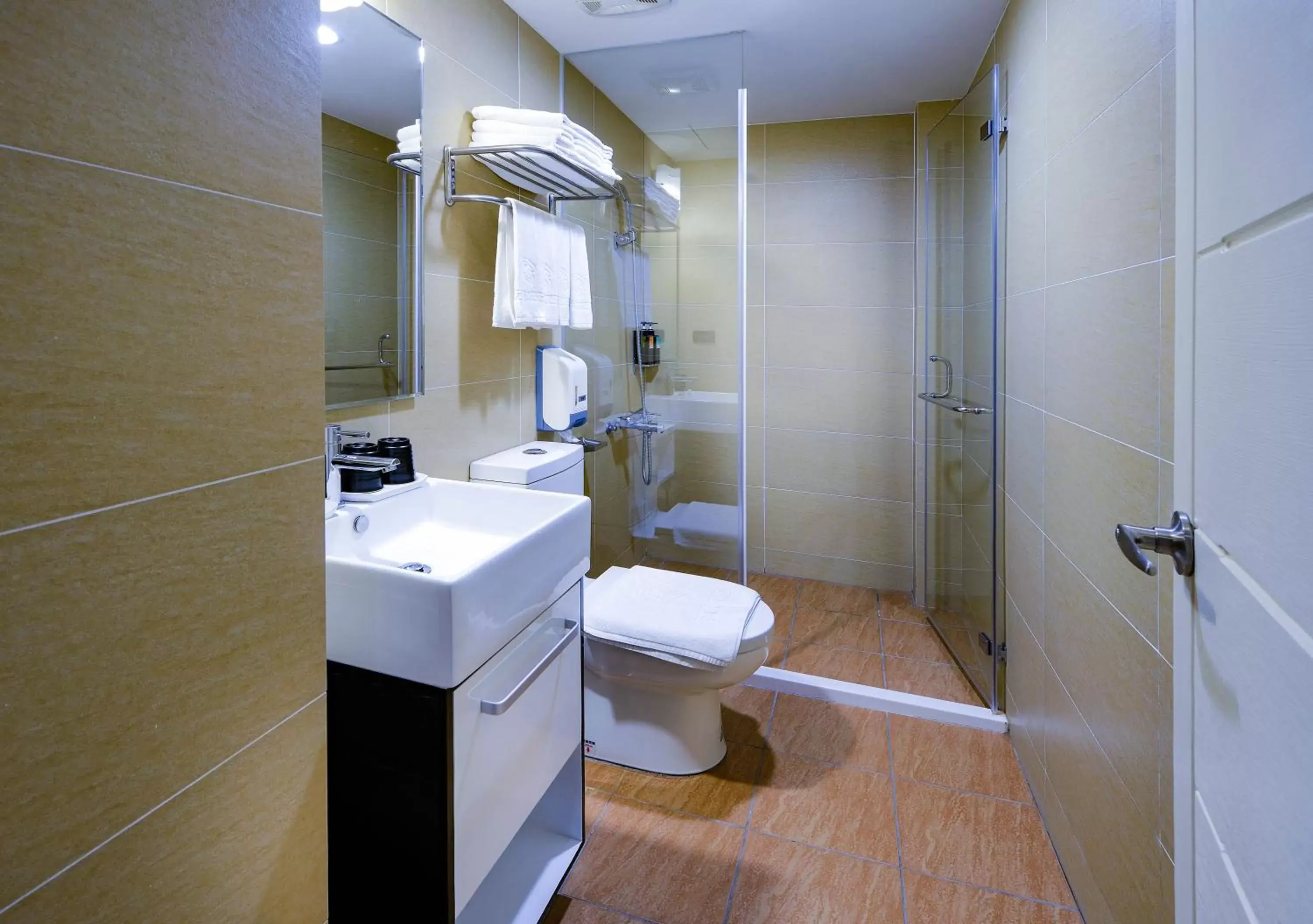 Bathroom in Talmud Hotel Tainan