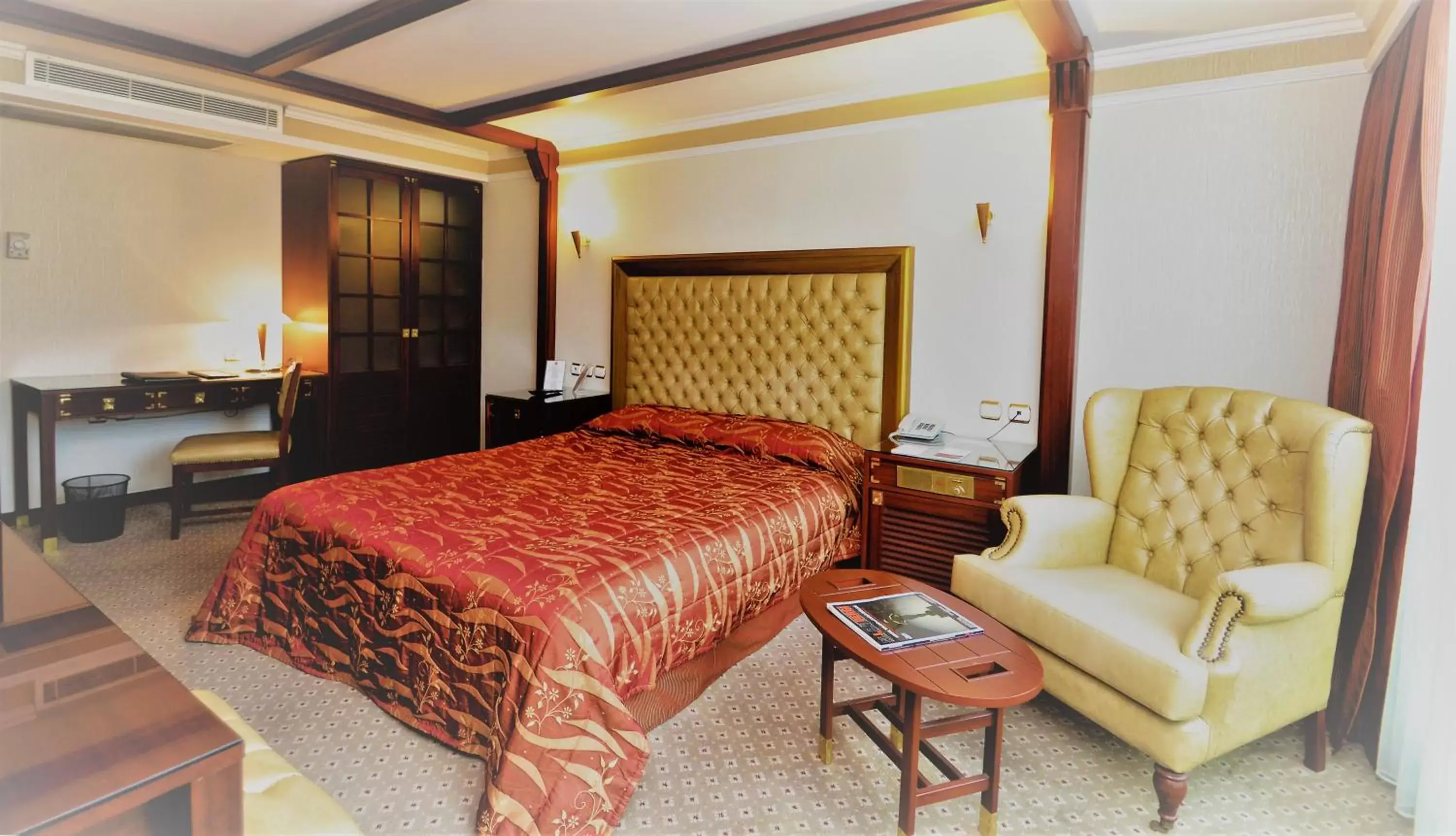 Bed in Karaca Hotel