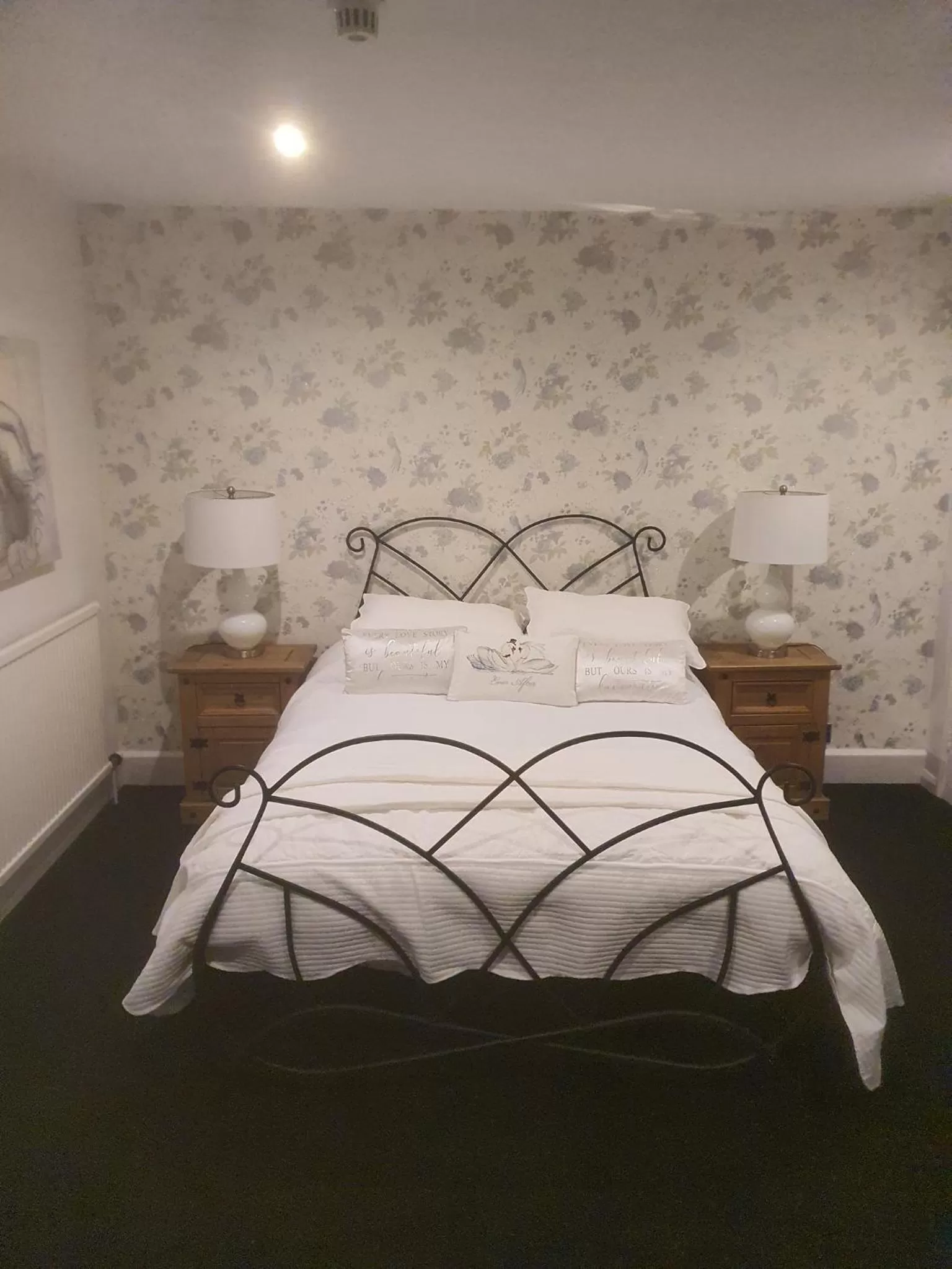 Bed in the swan stoford