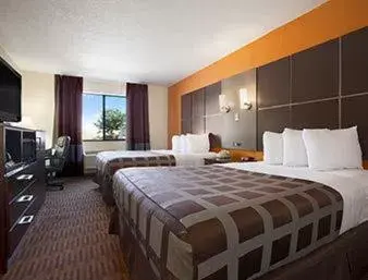 Deluxe Double Room with Two Double Beds - Non-Smoking in Days Inn by Wyndham Los Lunas