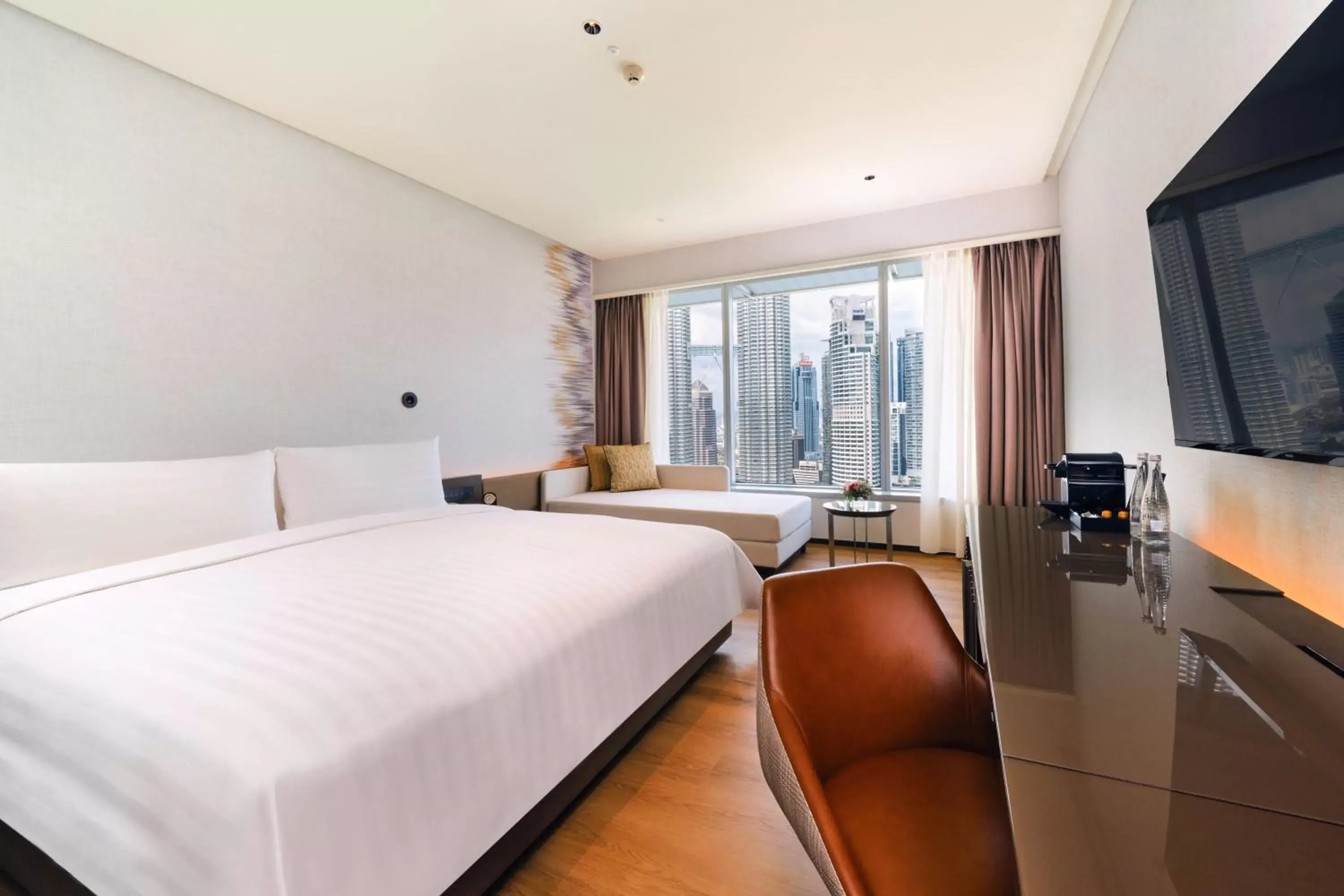 Bed in Traders Hotel, Kuala Lumpur