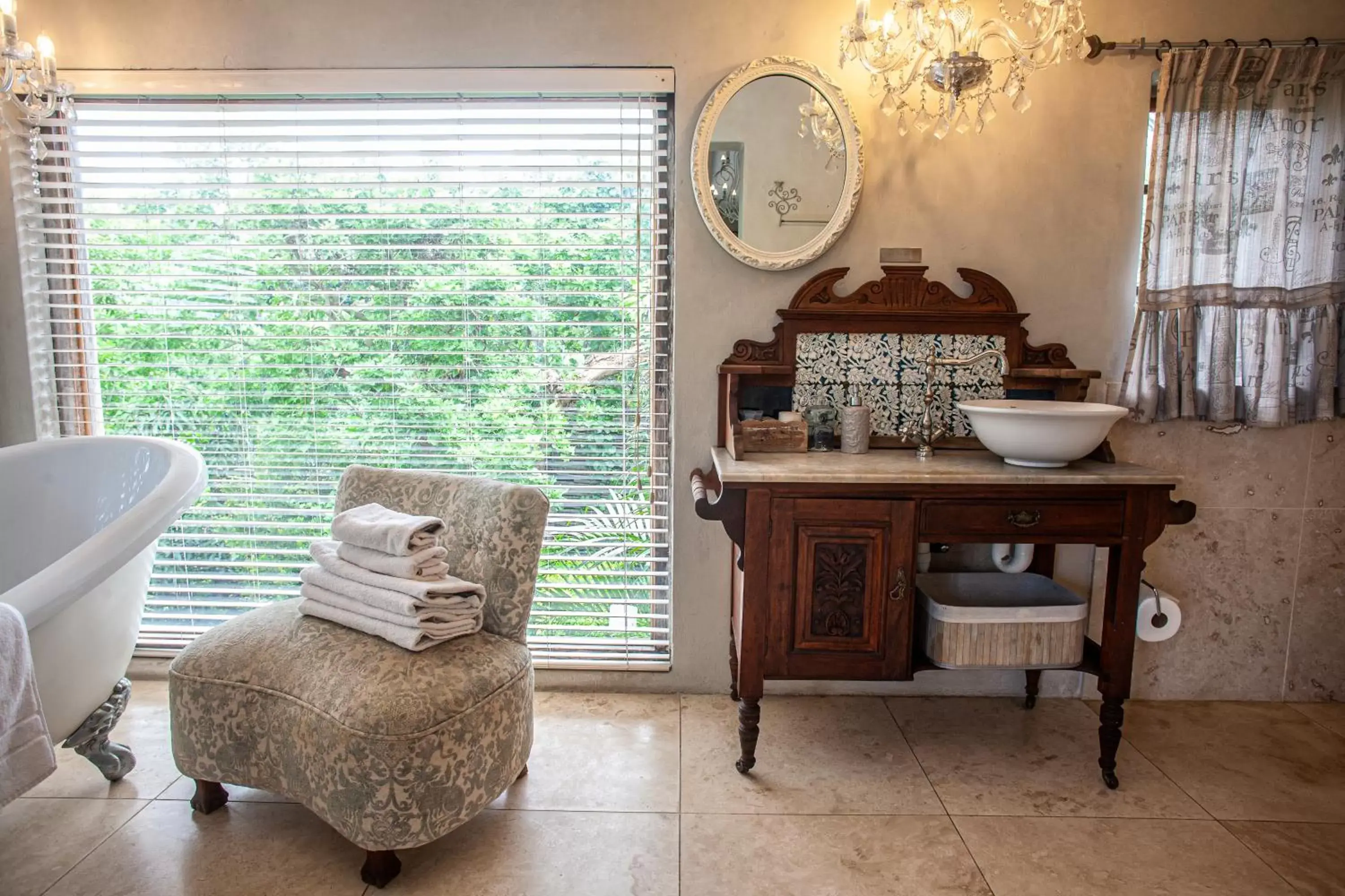 Bathroom in Petite Provence B&B