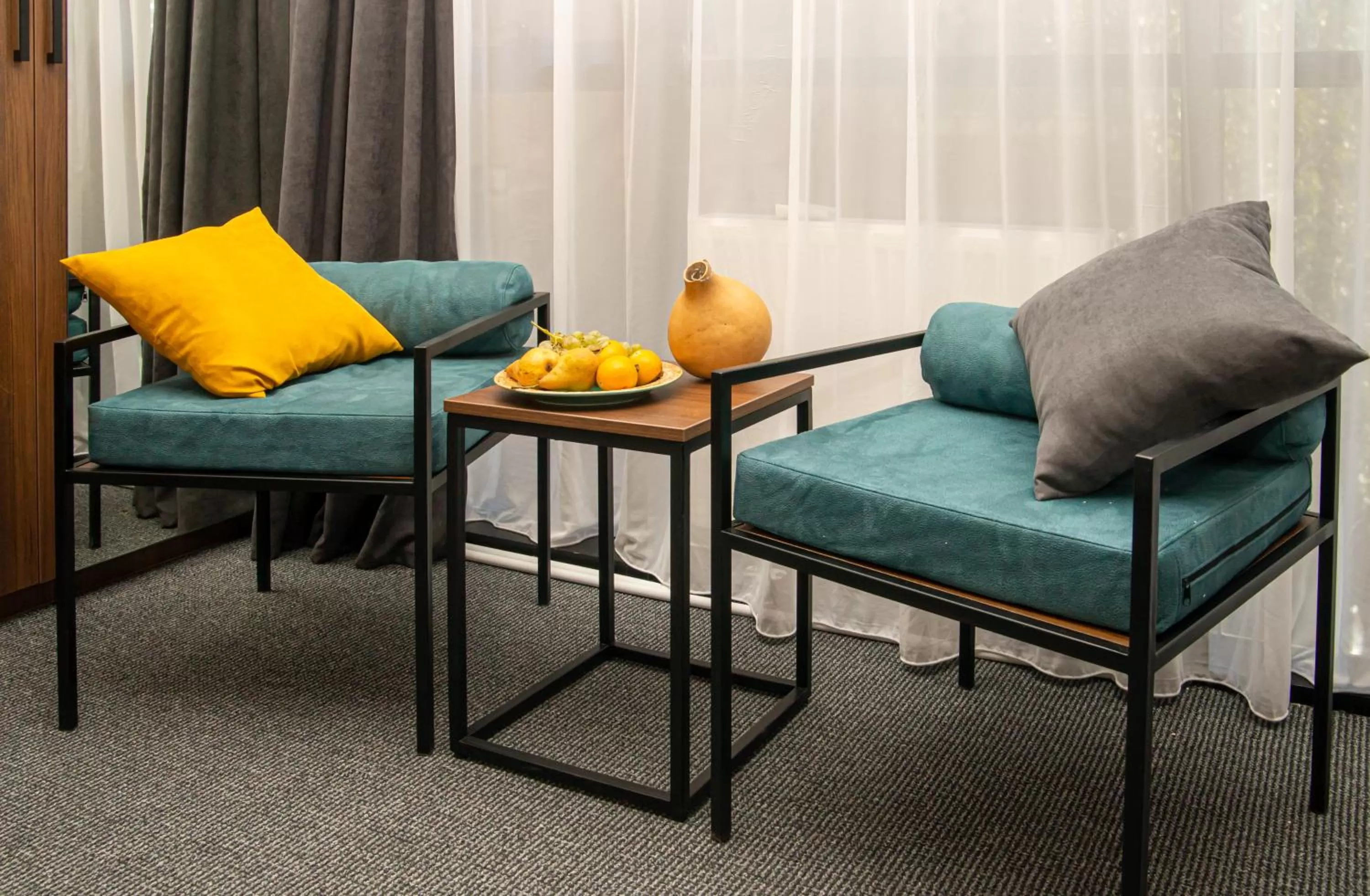 Seating area in BG Palace Hotel