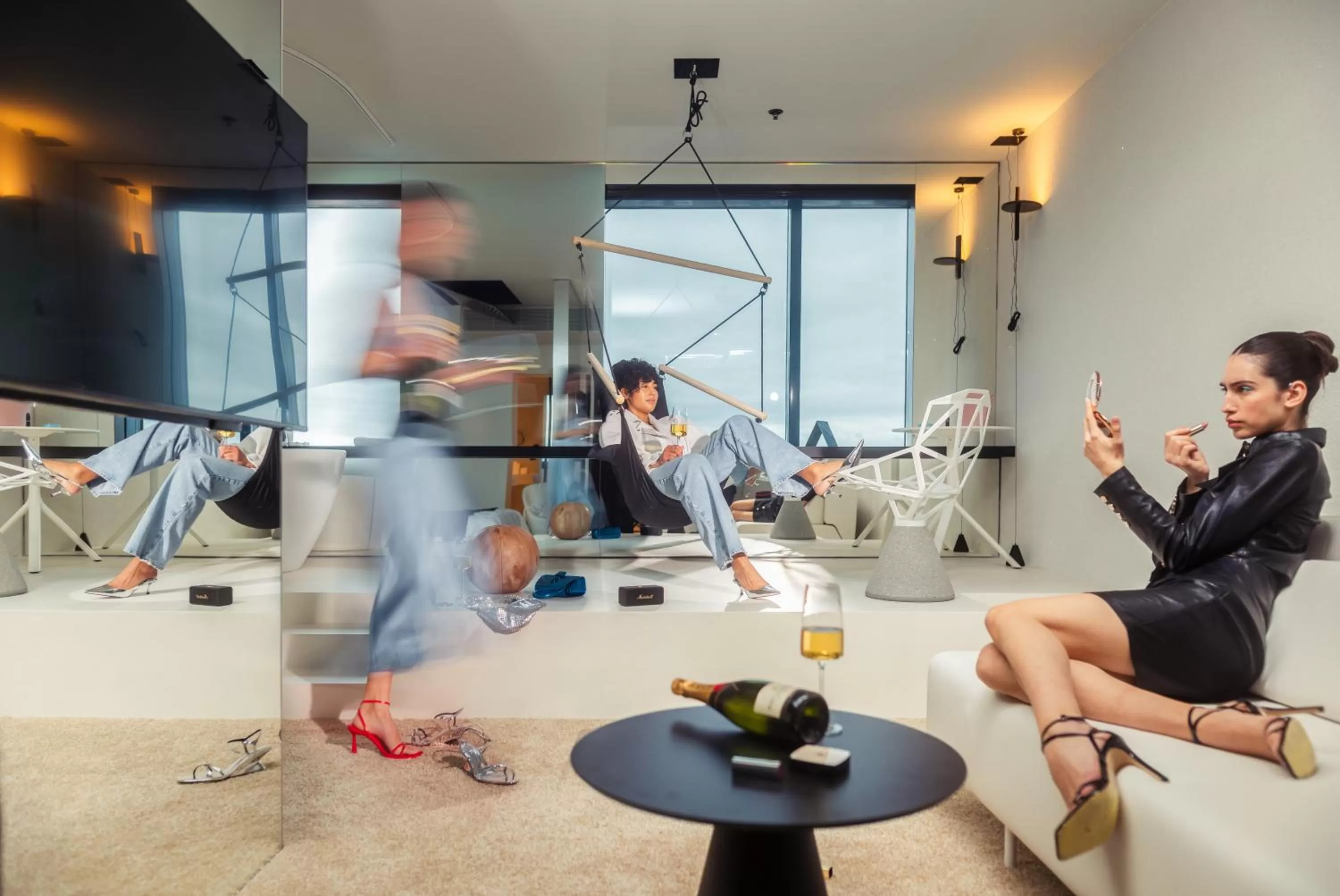 People in Zonar Zagreb by Maistra City Vibes