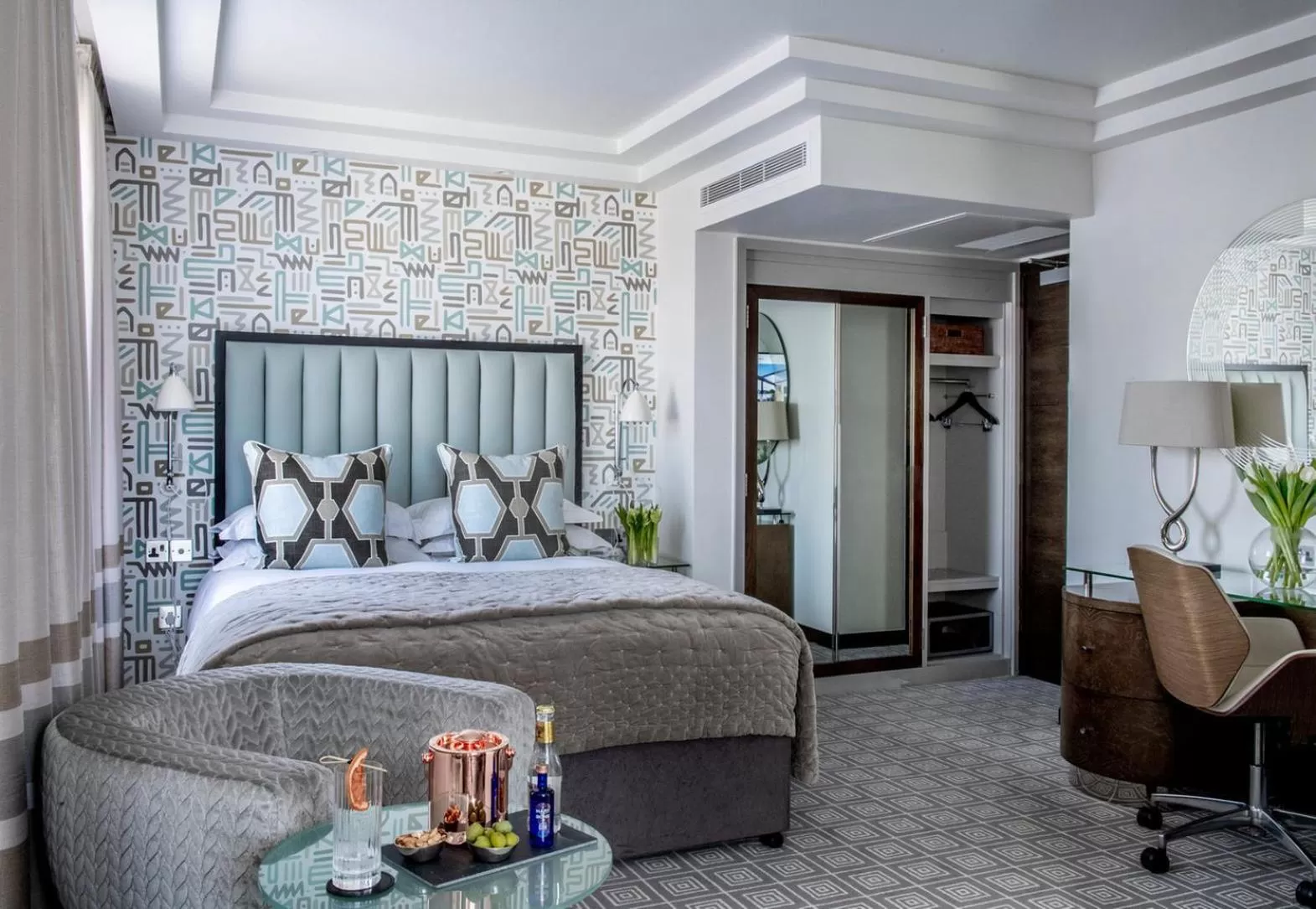 Photo of the whole room, Bed in The Marylebone Hotel