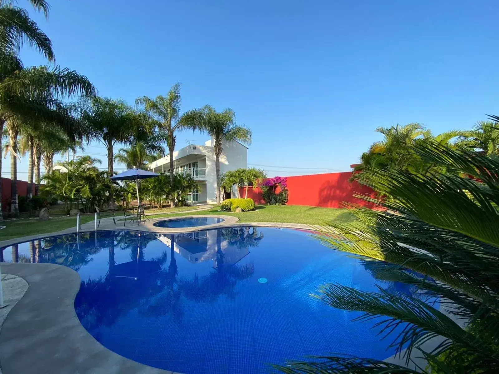 Day, Swimming Pool in Hotel Cascada