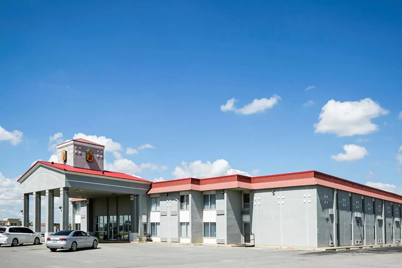 Property building in Super 8 by Wyndham Elk City Property building in Super 8 by Wyndham Elk City