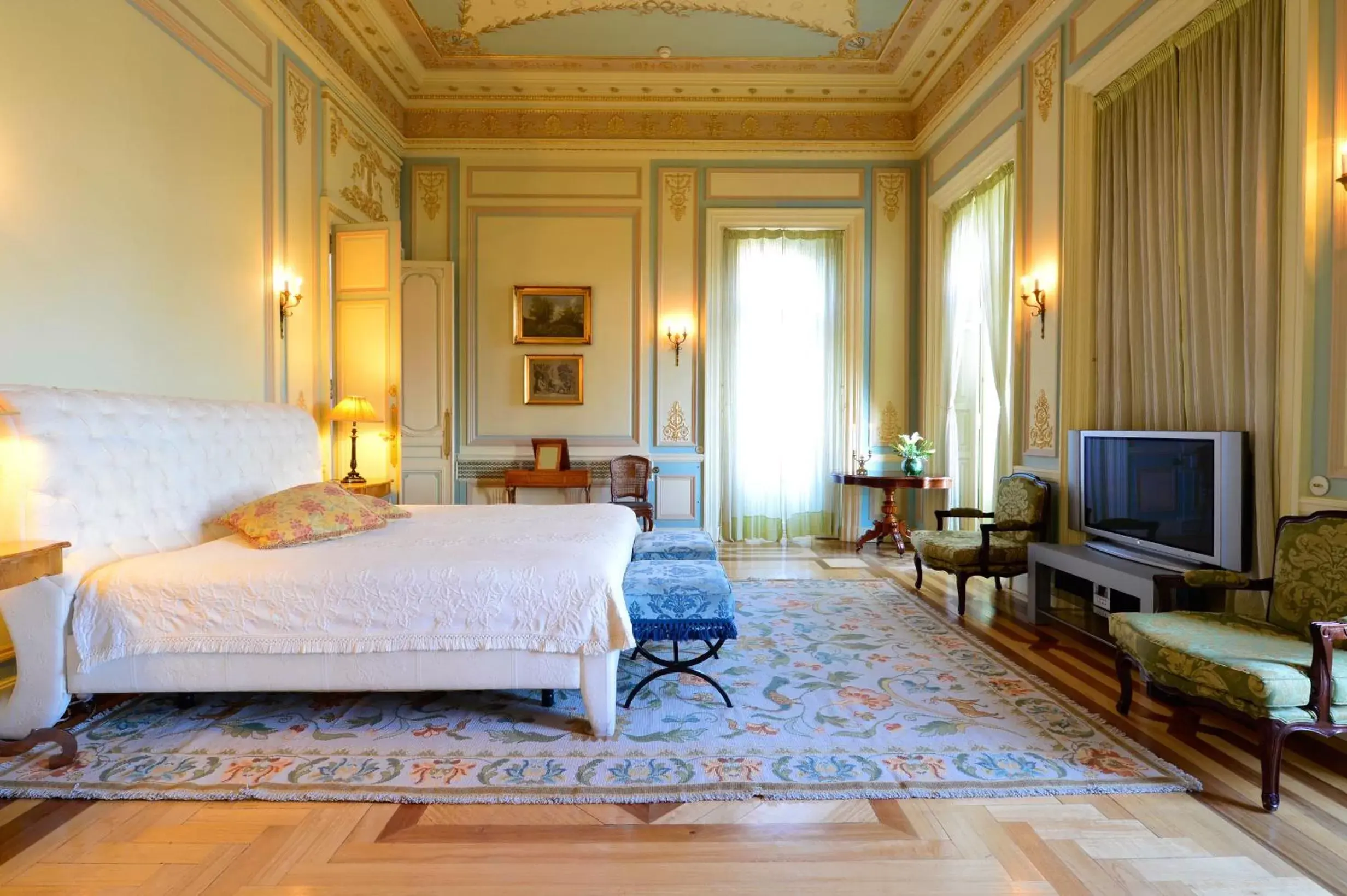Bed in Pestana Palace Lisboa Hotel & National Monument - The Leading Hotels of the World