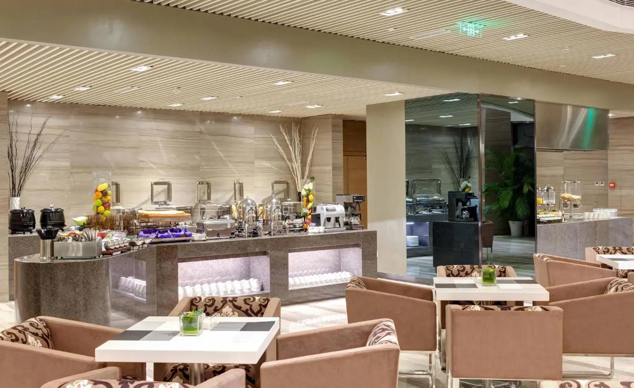 Restaurant/Places to Eat in Holiday Inn Express Chengdu West Gate, an IHG Hotel