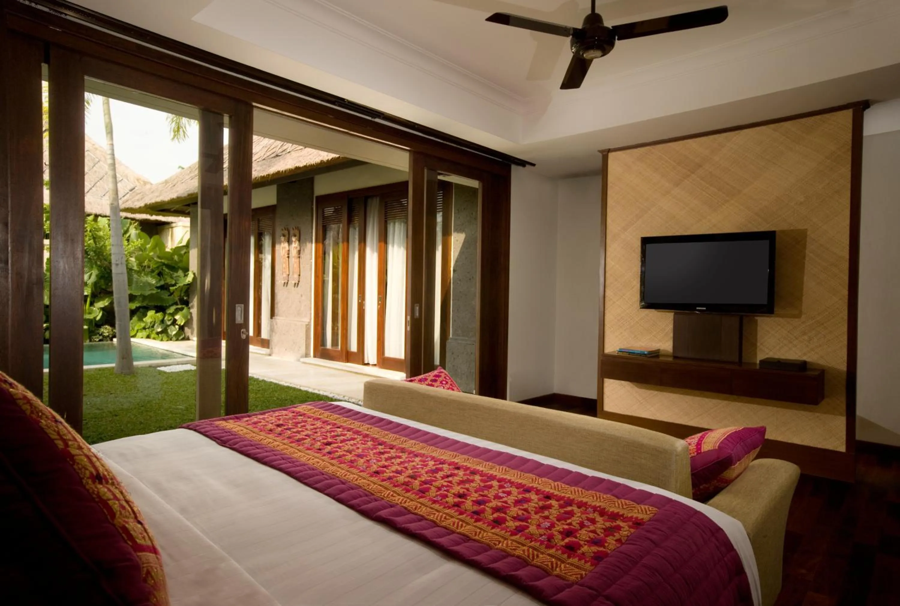 Bedroom, Bed in Mahagiri Villas Sanur
