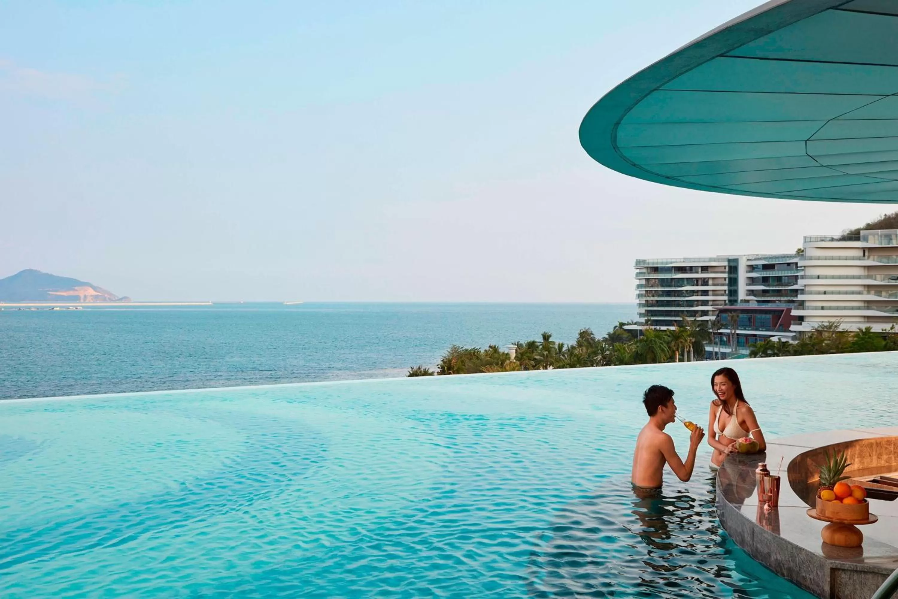 Swimming pool in The Shanhaitian Resort Sanya, Autograph Collection