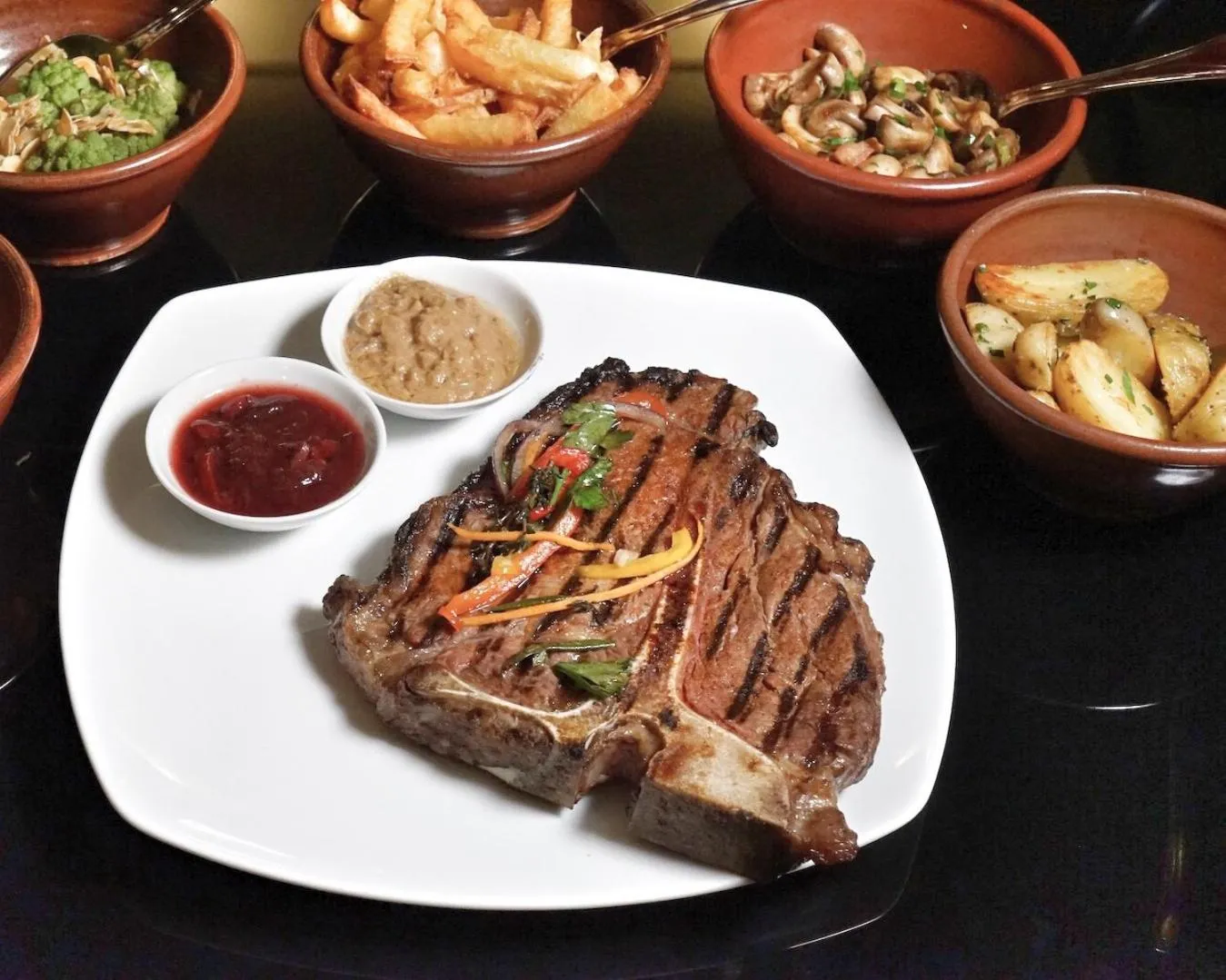 Restaurant/places to eat in Seaside Park Hotel Leipzig