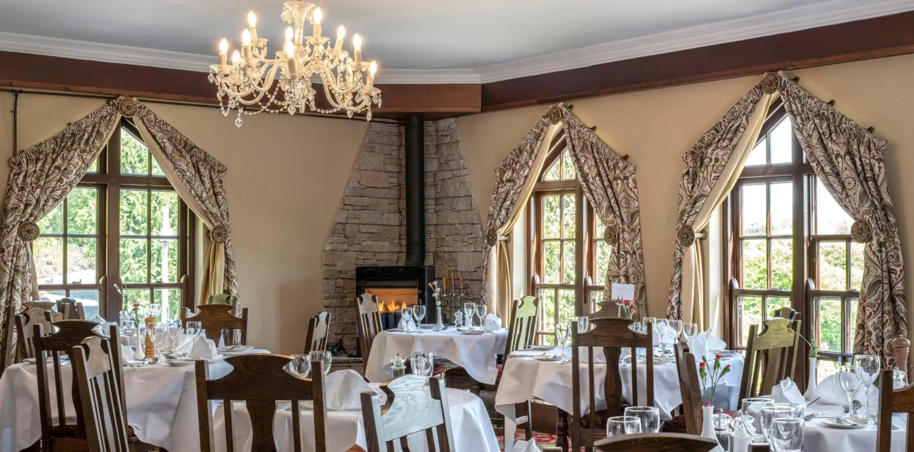 Restaurant/places to eat in Abbeyglen Castle Hotel Restaurant/places to eat in Abbeyglen Castle Hotel