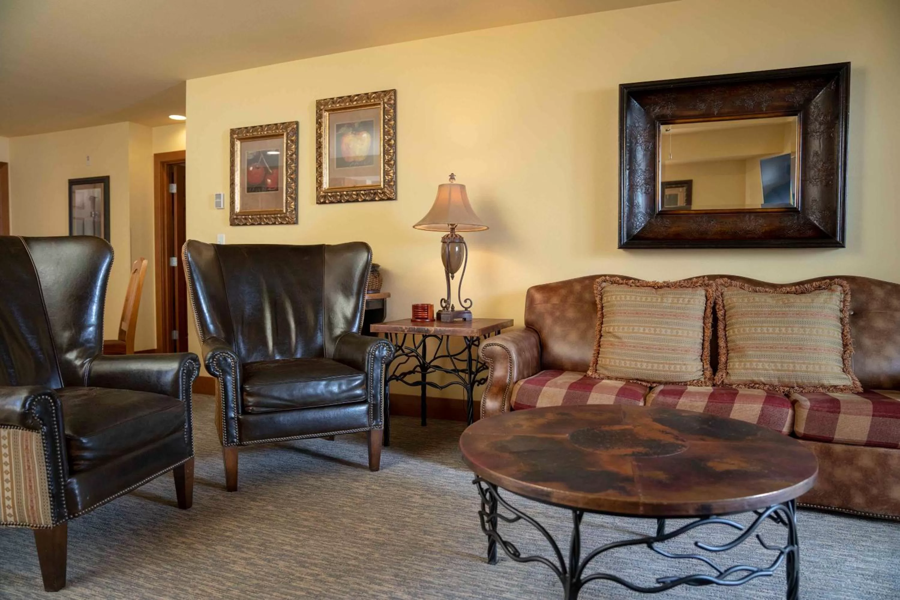 Living room in Raintree's Sandcastle, Birch Bay