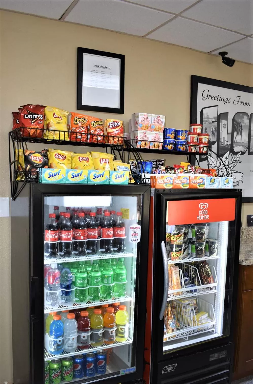 On-site shops in Super 8 by Wyndham Ocala I-75