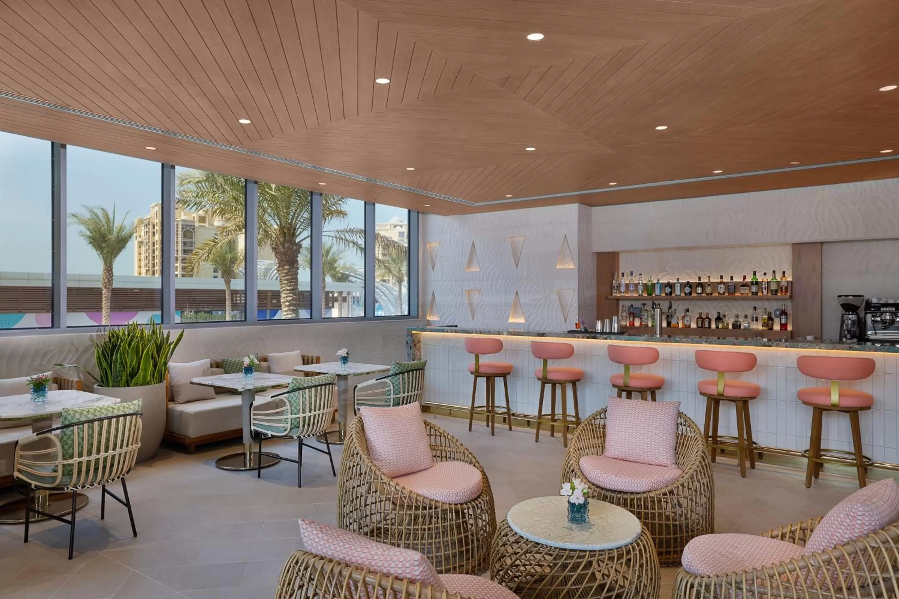 Swimming pool in The St. Regis Dubai, The Palm