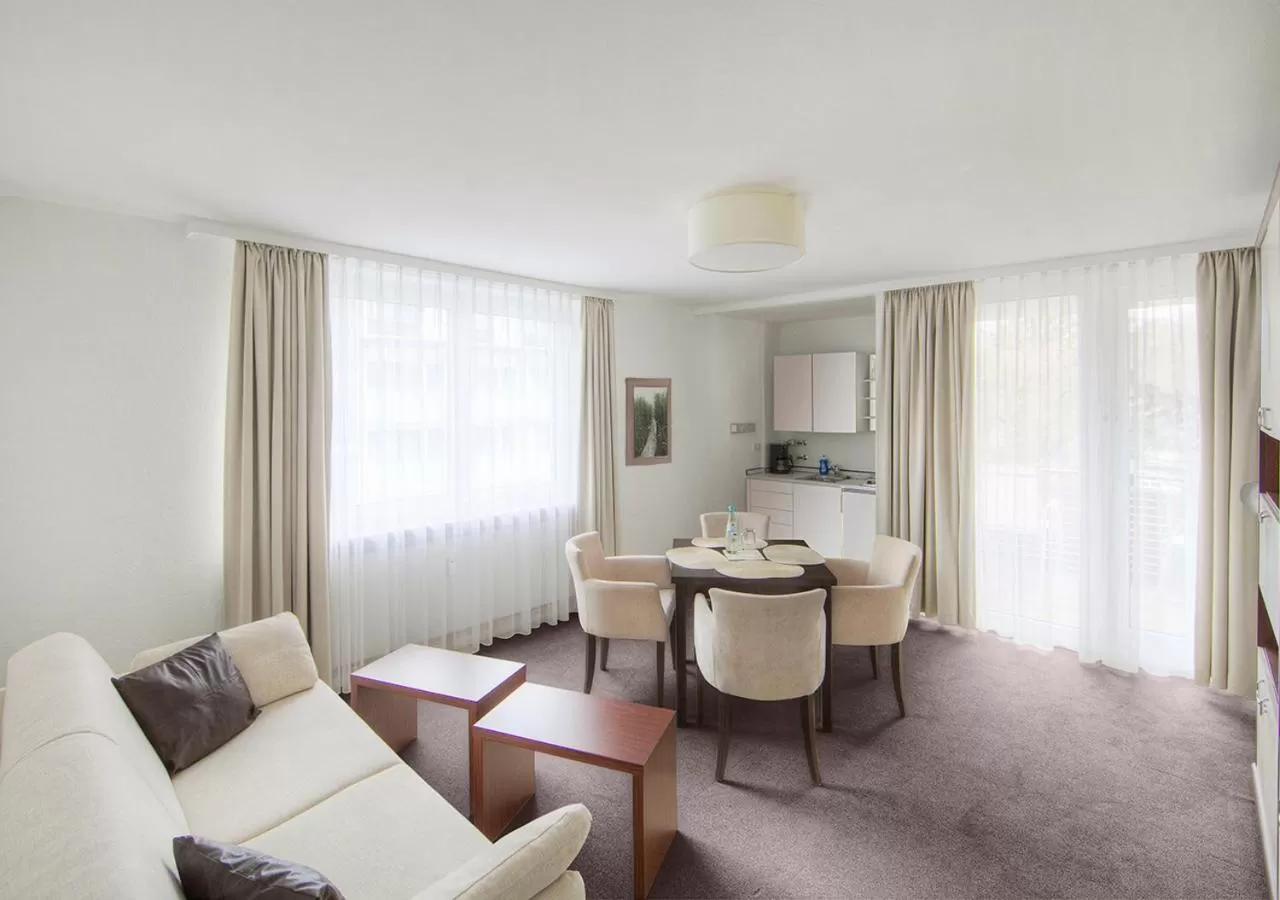 Living room in Hotel Ancora Timmendorfer Strand, Pool inklusive