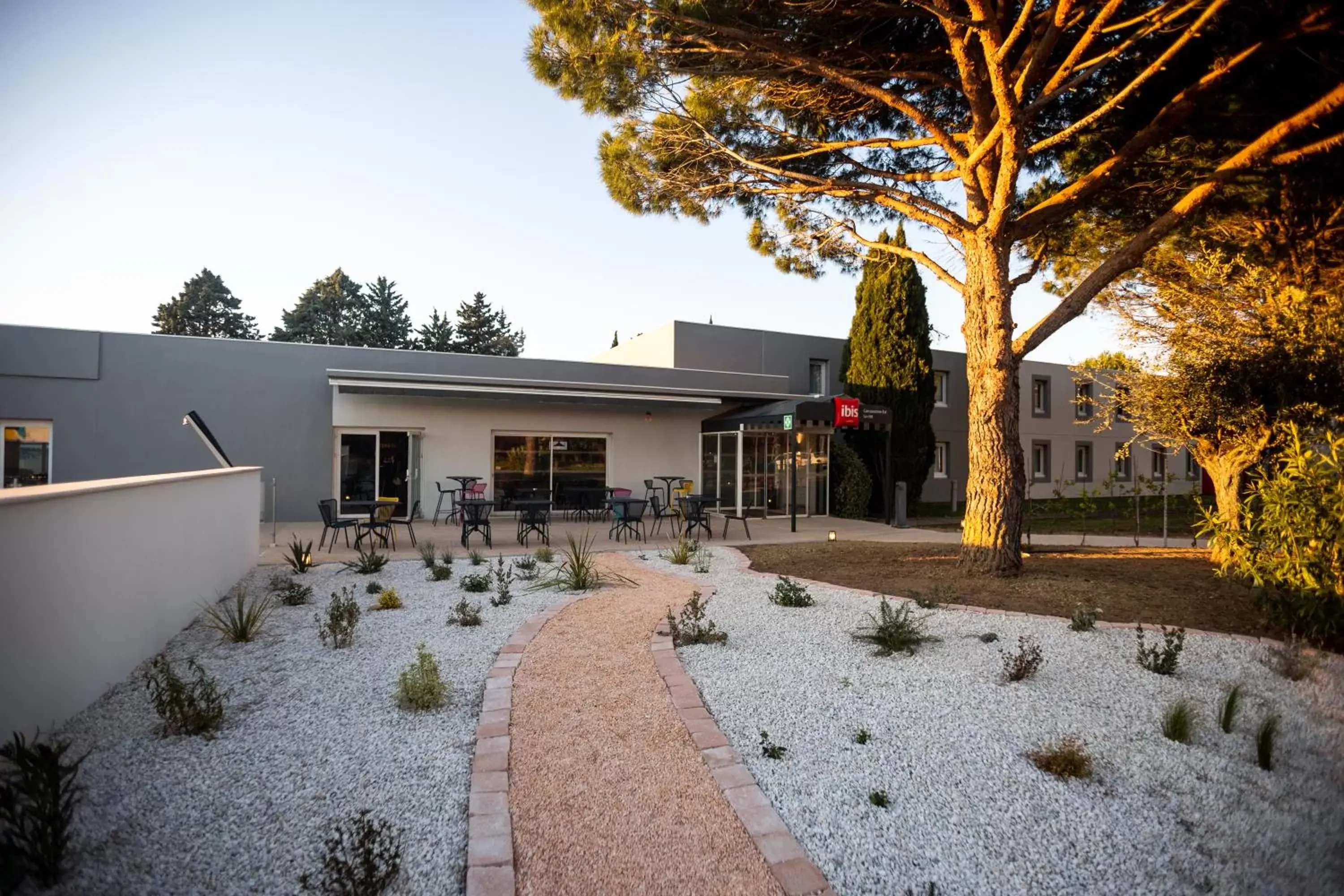 Property Building in ibis Carcassonne Est la Cité