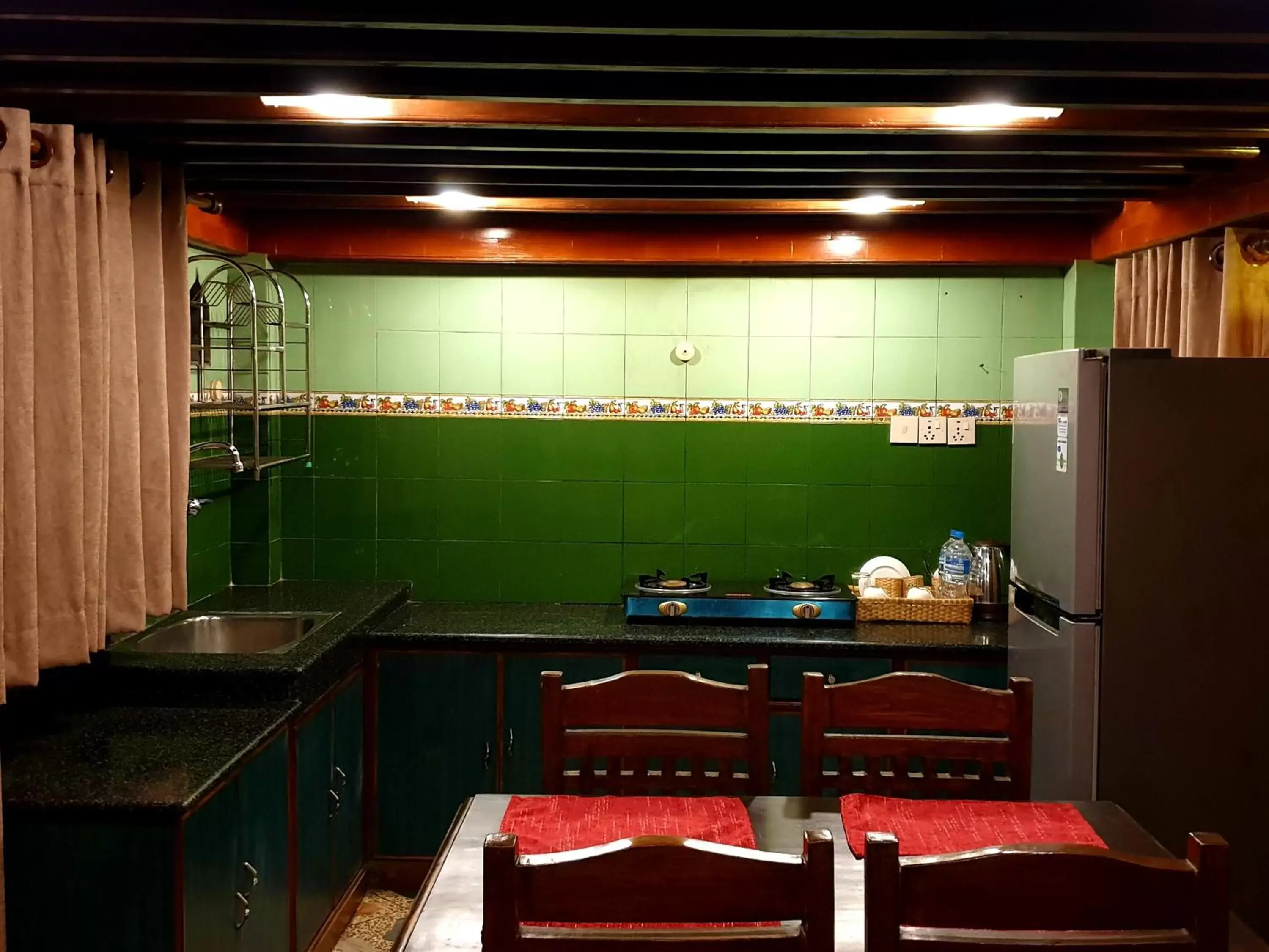Kitchen or kitchenette, Kitchen/Kitchenette in Temple House