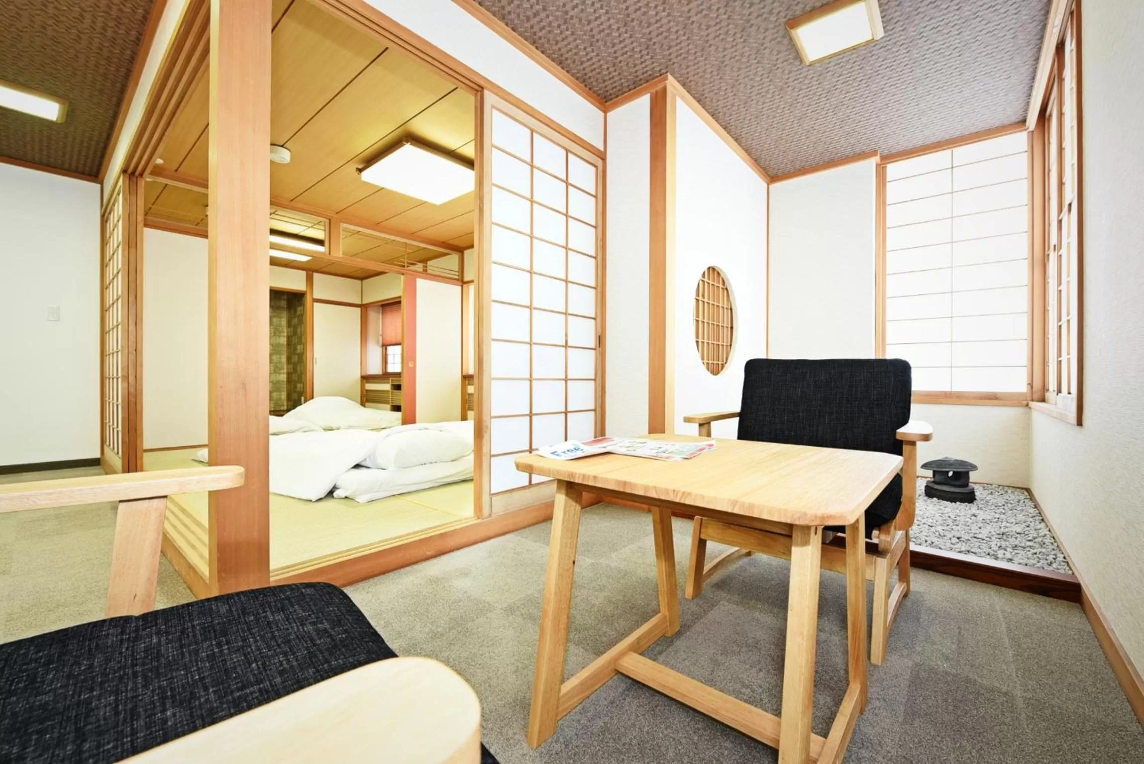 Seating area in Hostel PLEASURE MARUYAMA