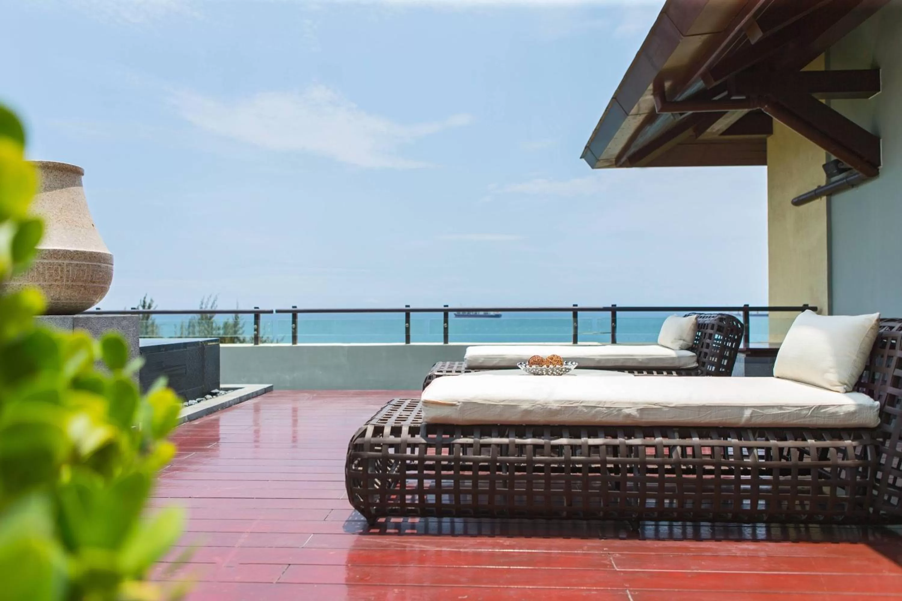 Photo of the whole room in Renaissance Sanya Haitang Bay Resort