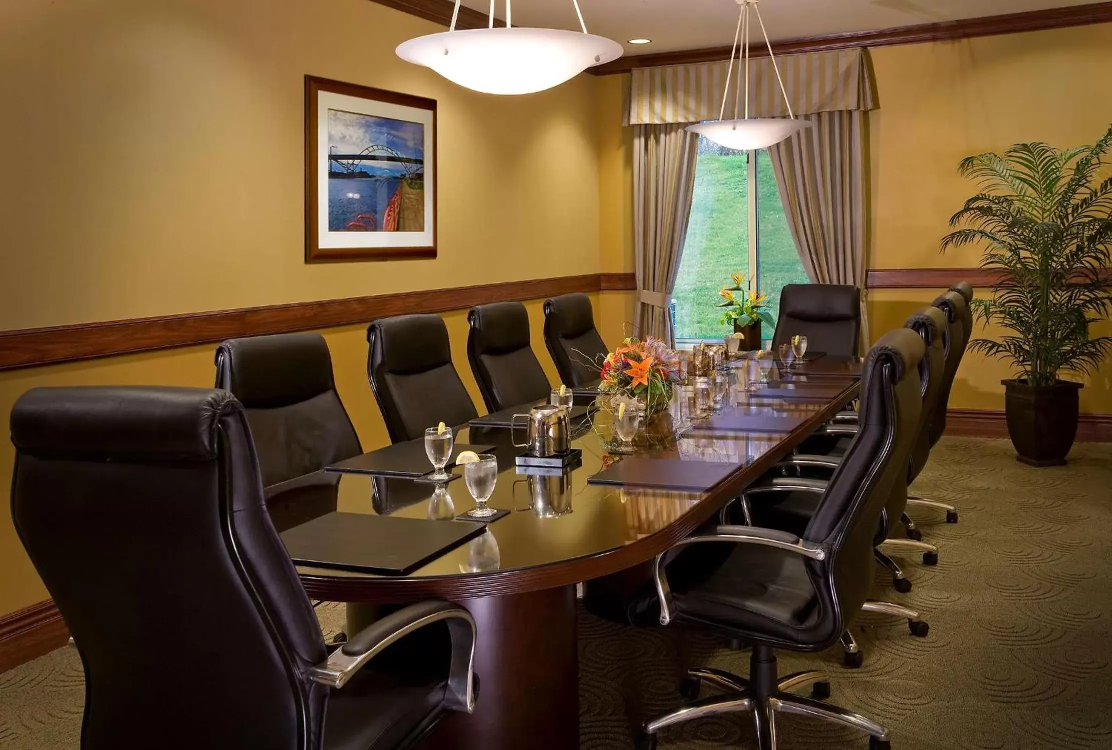 Meeting/conference room in Hilton Garden Inn Milwaukee Northwest Conference Center