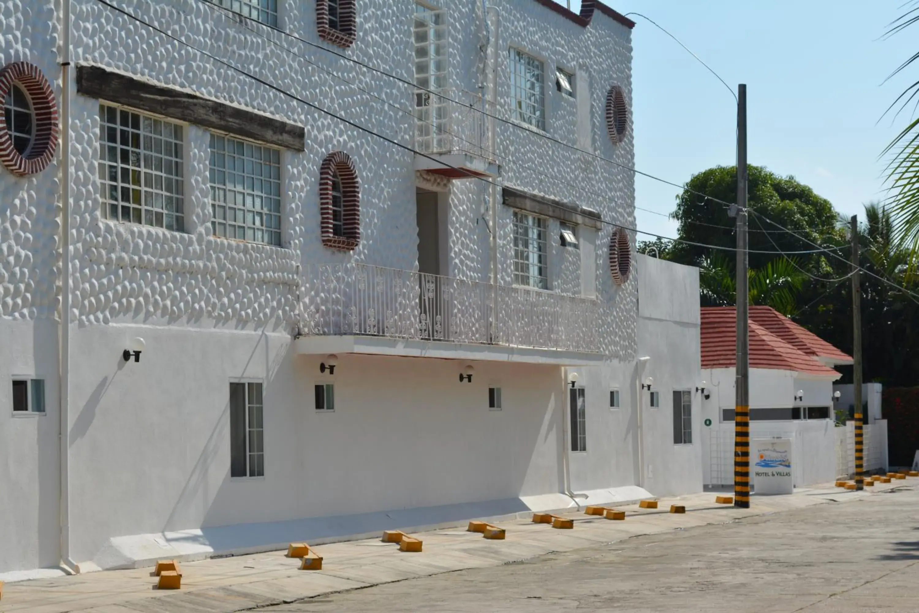 Property Building in Hotel Olinalá Diamante
