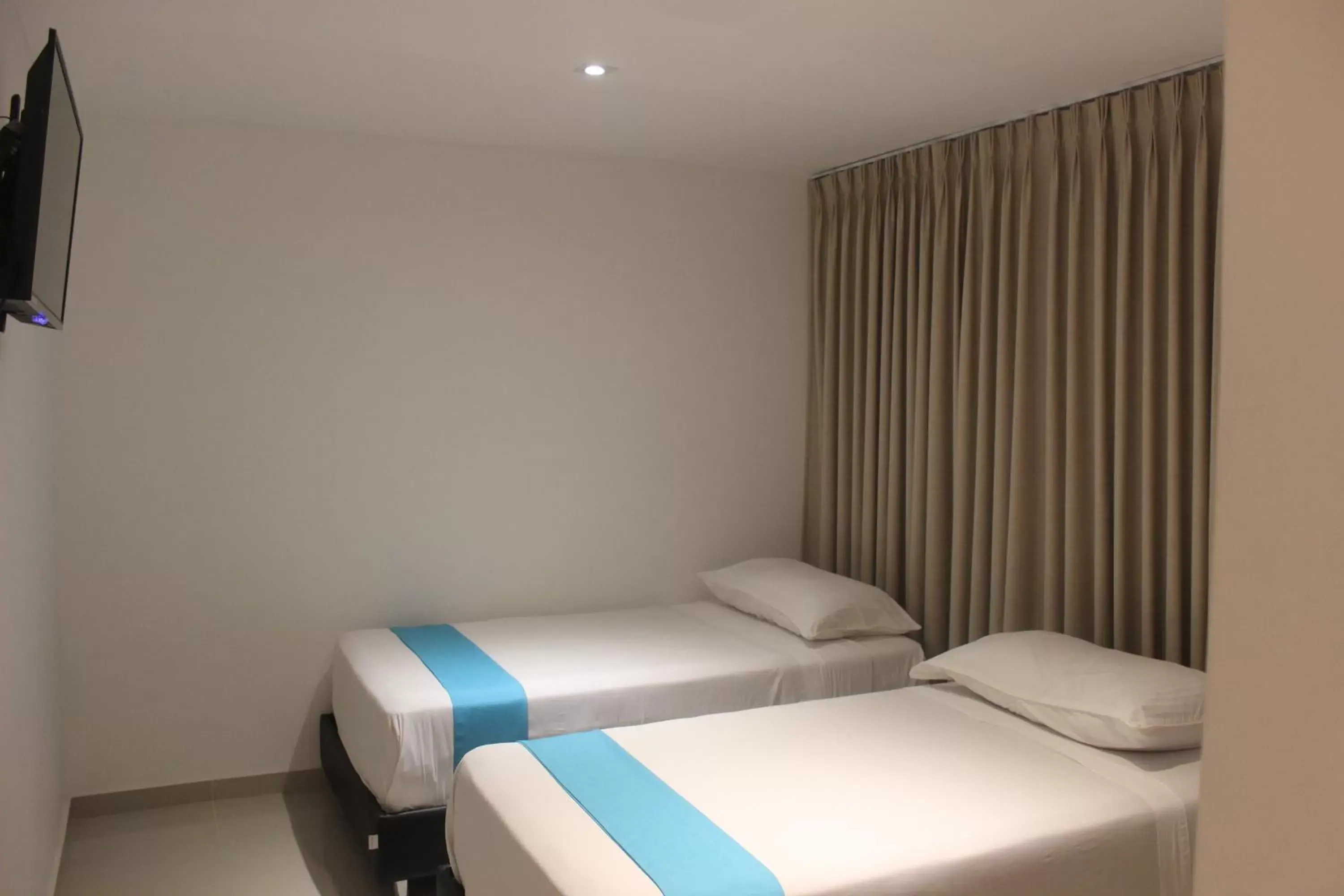 Bedroom, Bed in Hotel Monterrey